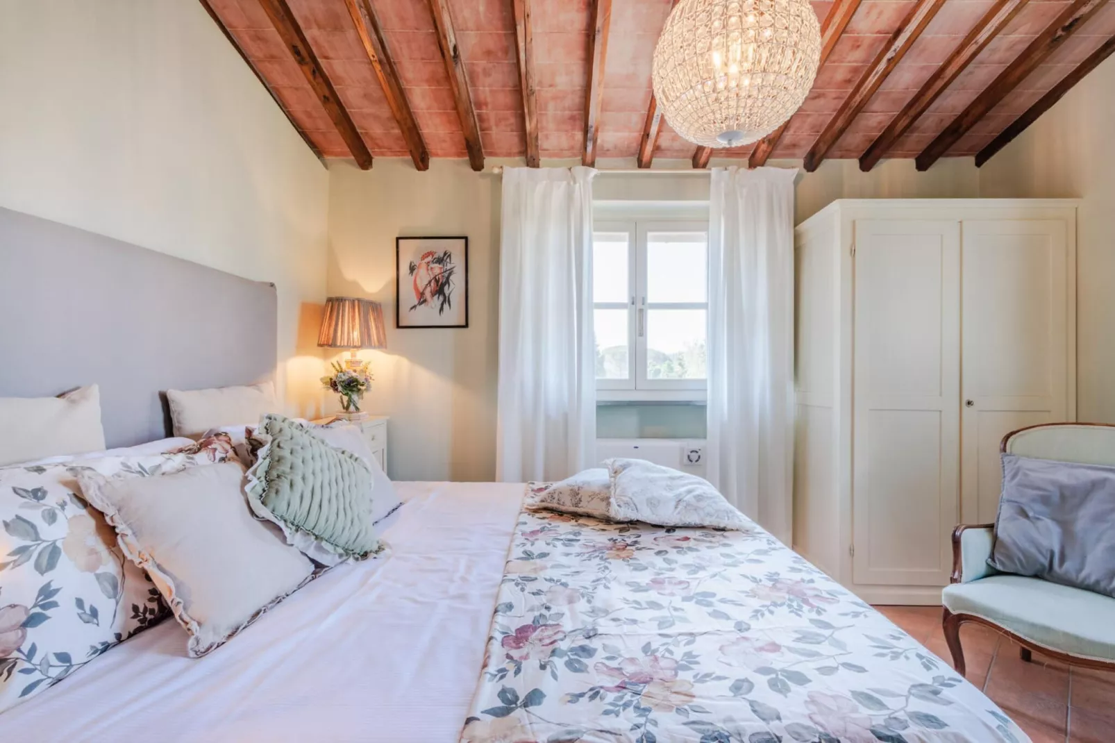Anna Farmhouse Apartment in Wine Resort in Lucca - Schlafzimmer