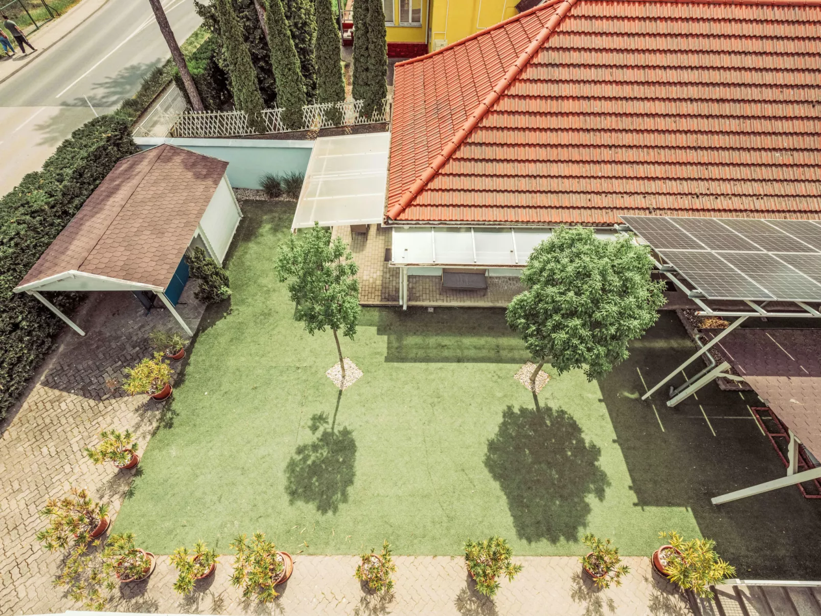 Caesar Apartment mit Terrasse, nahe dem Balaton - Draußen