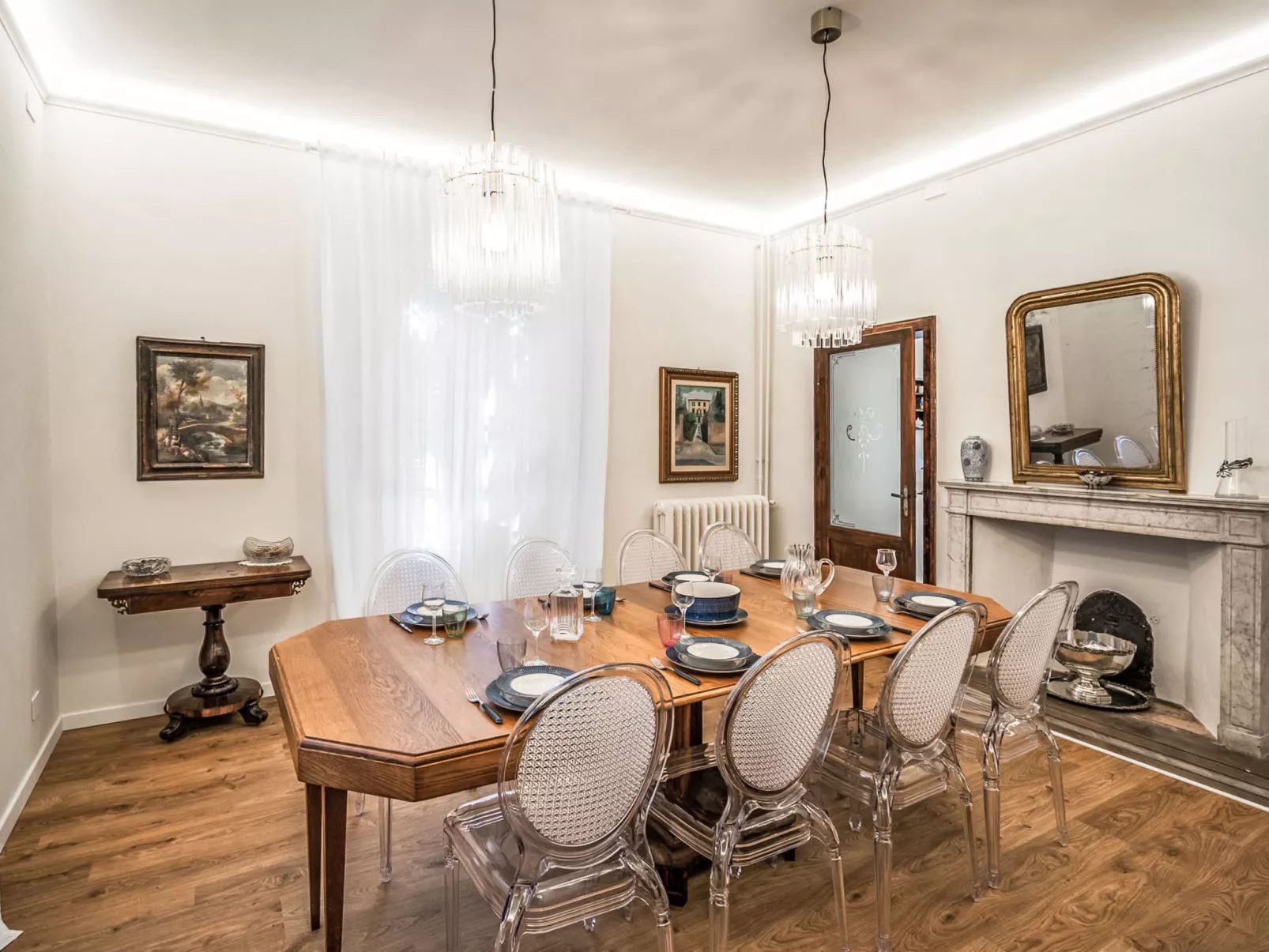 Villa mit Garten und privatem Pool - Inside