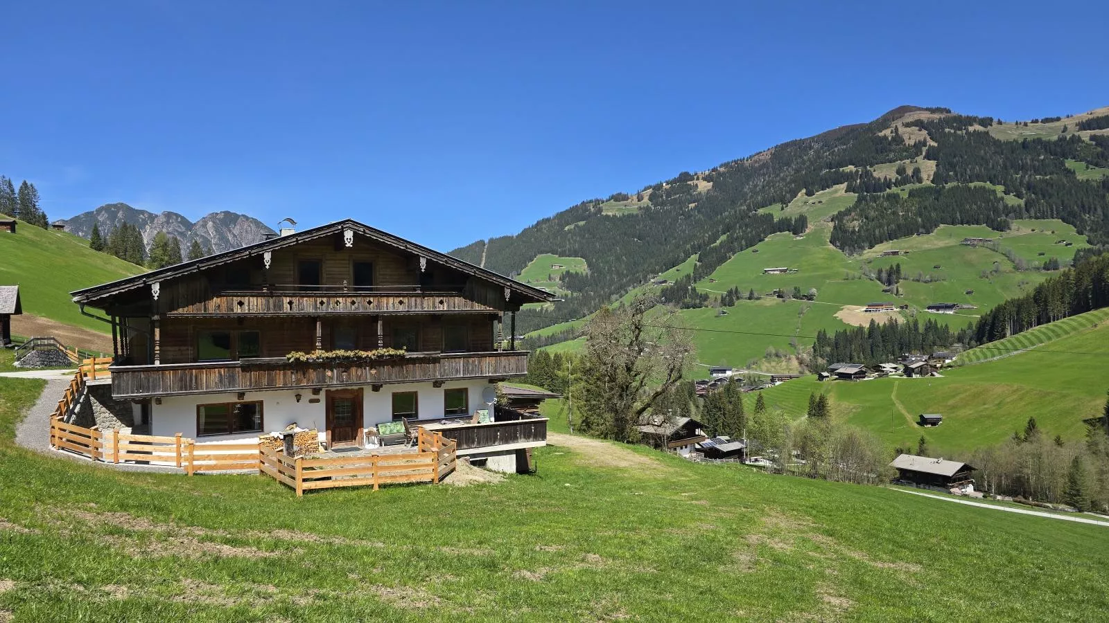 Hacklerhof Top 1 - Außenbereich Sommer