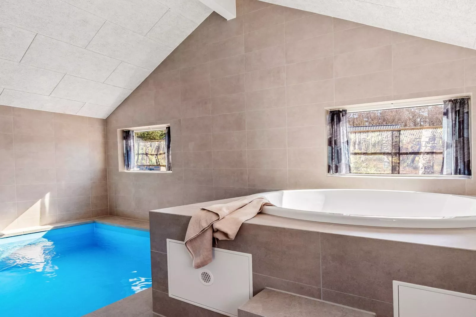 5 etoiles maison de vacances a Glesborg - Piscine