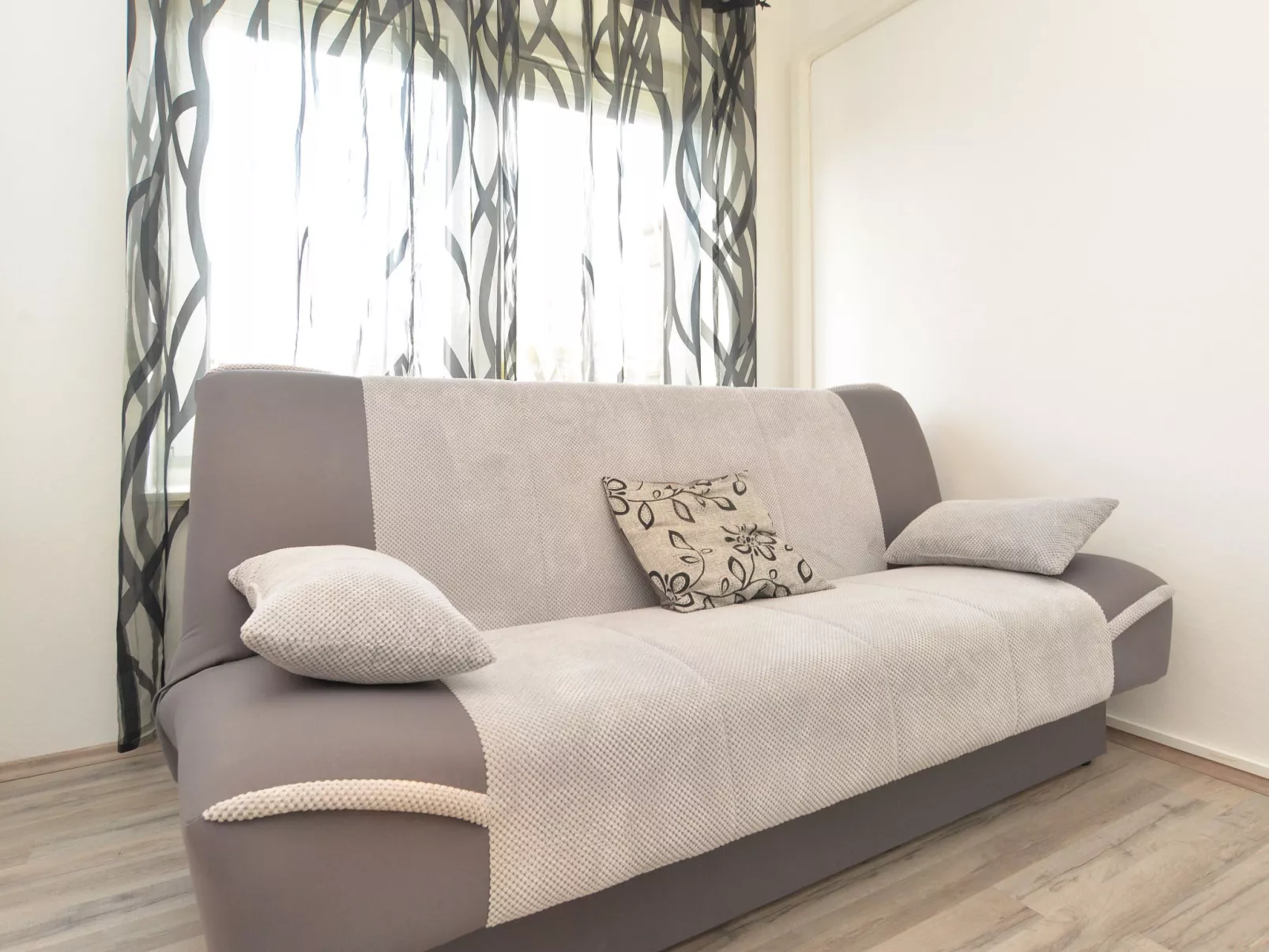 Apartment 1601 - Inside