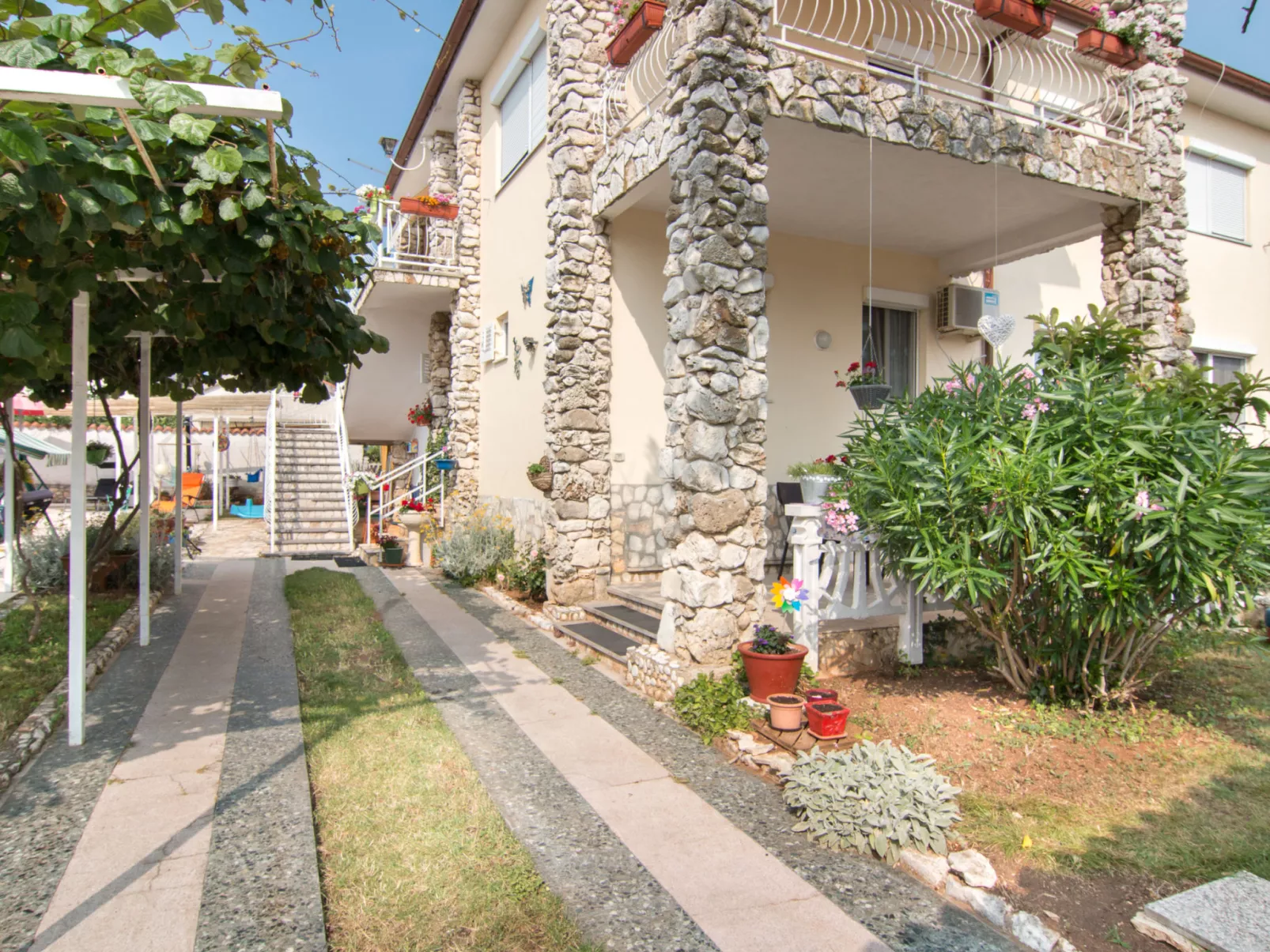 Apartment 354 - Draußen
