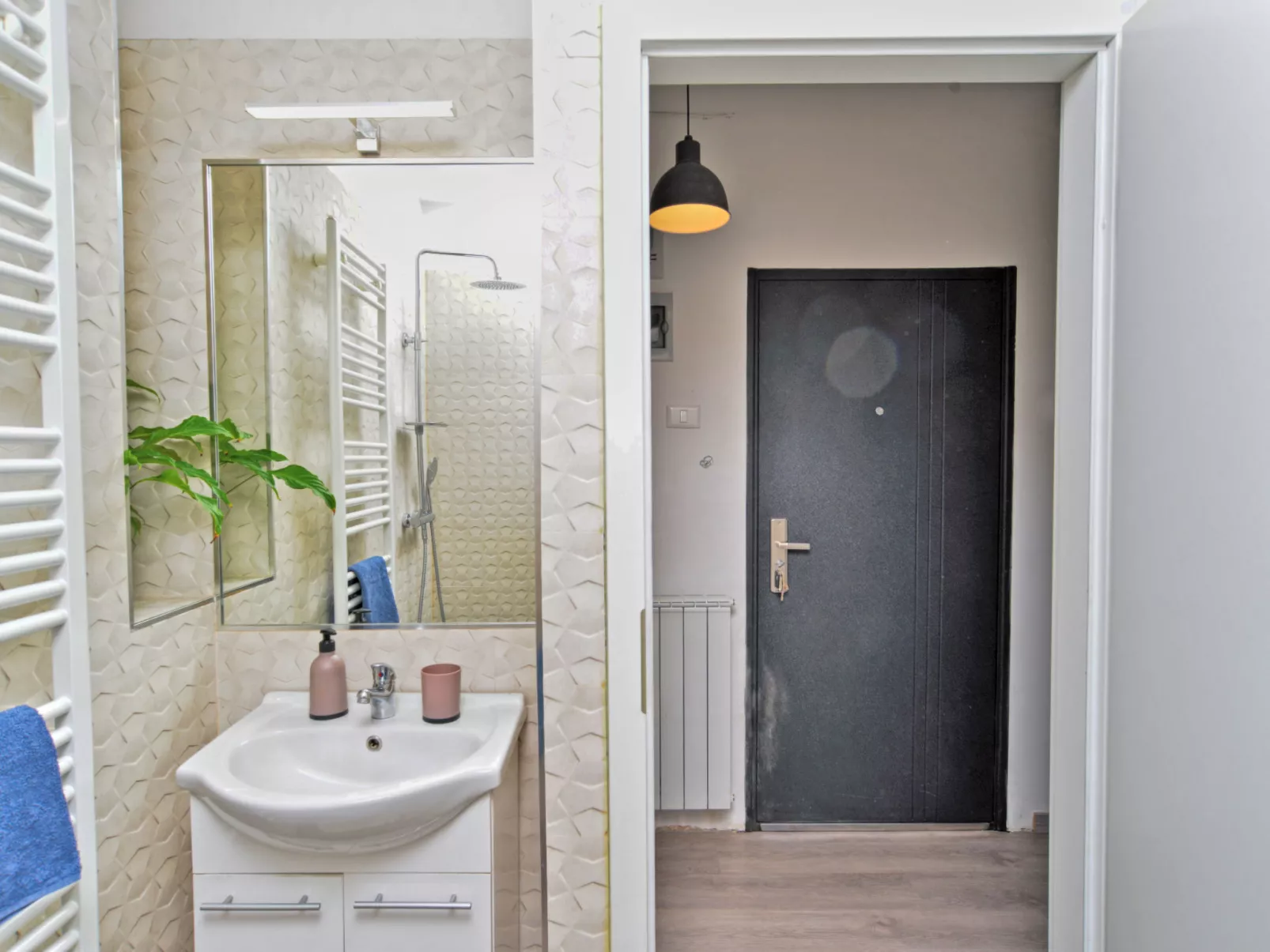 Apartment 2144 - Inside