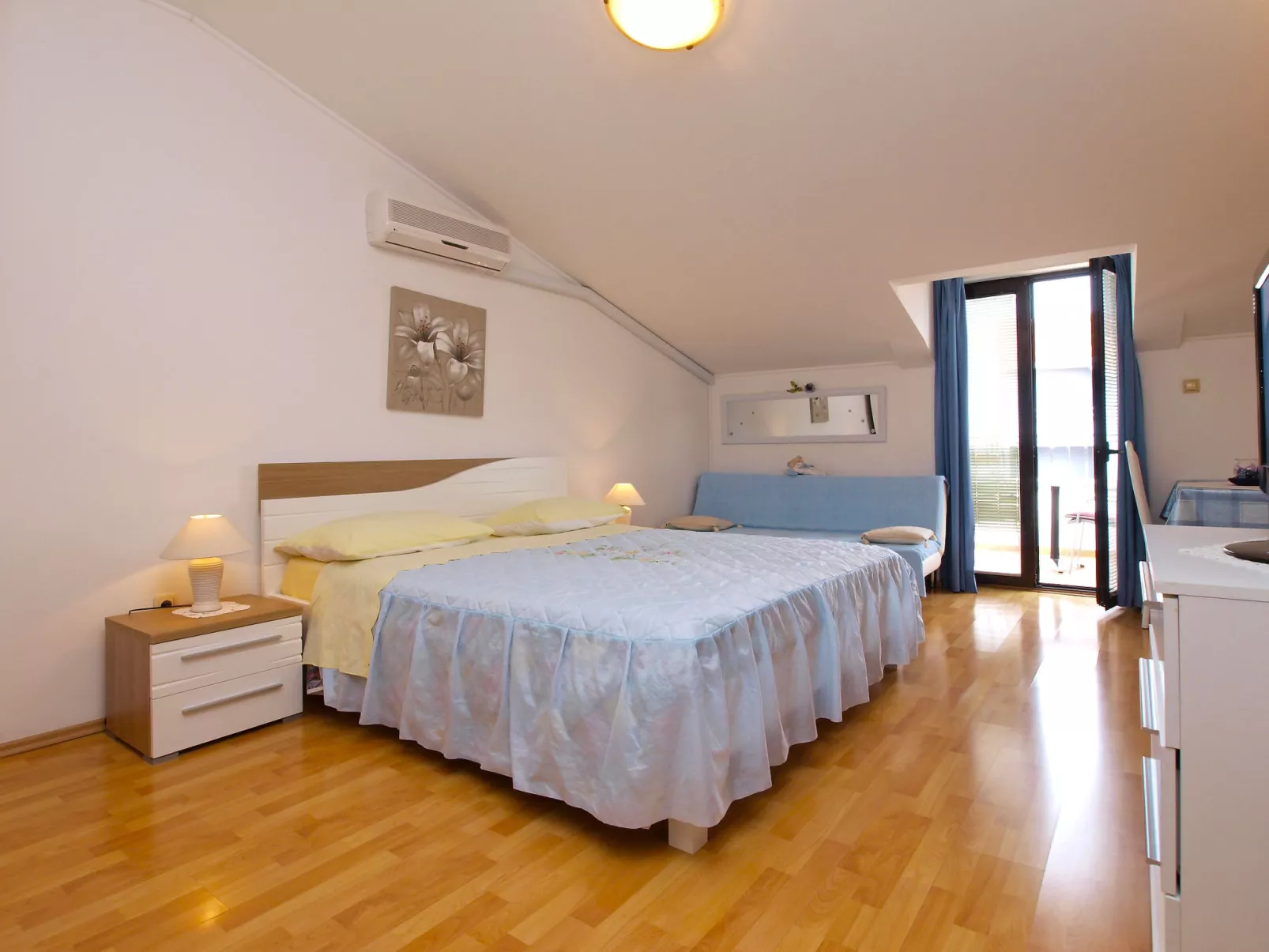 Apartment 1048 - Inside