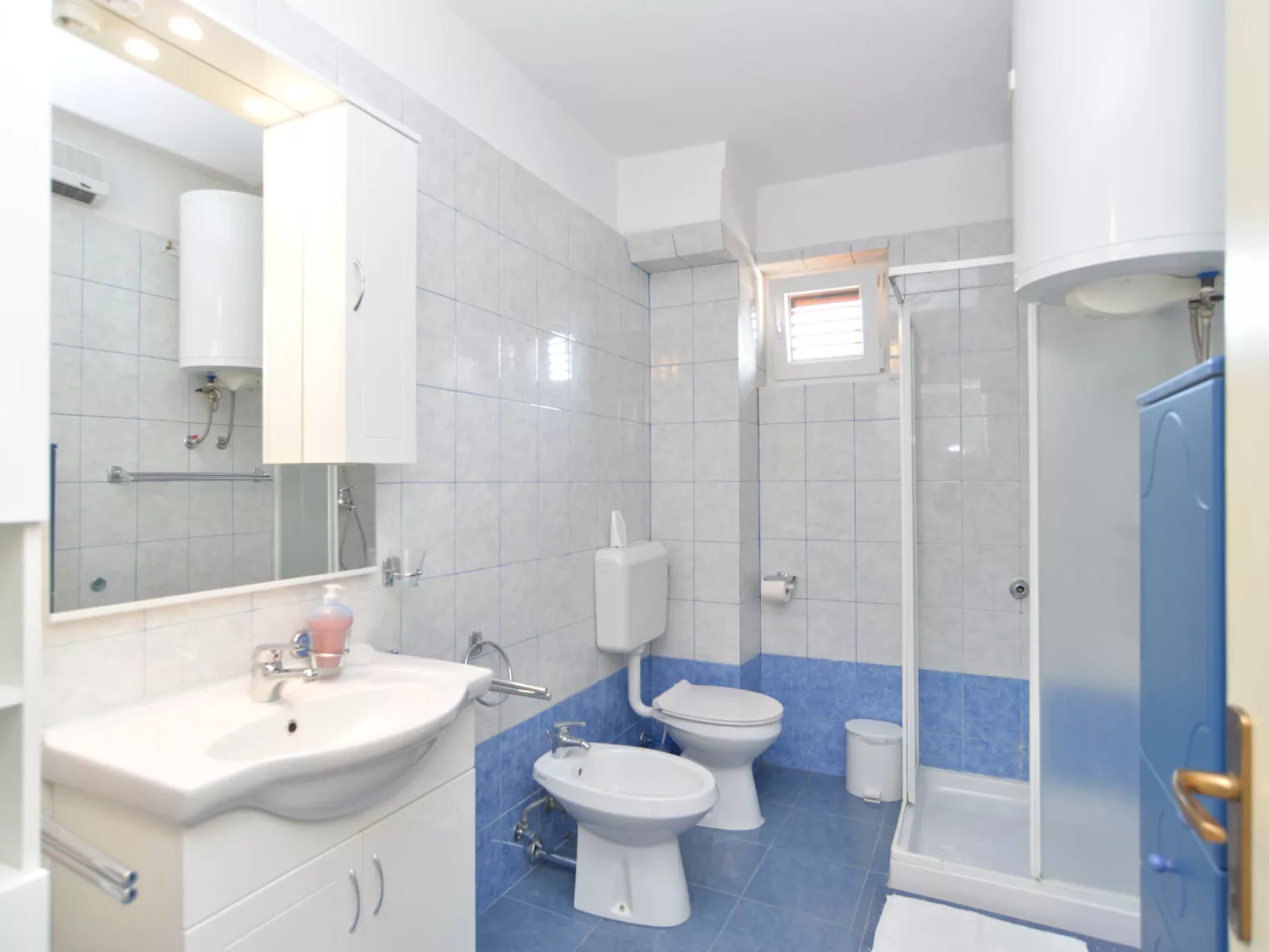 Apartment 2228 - Inside