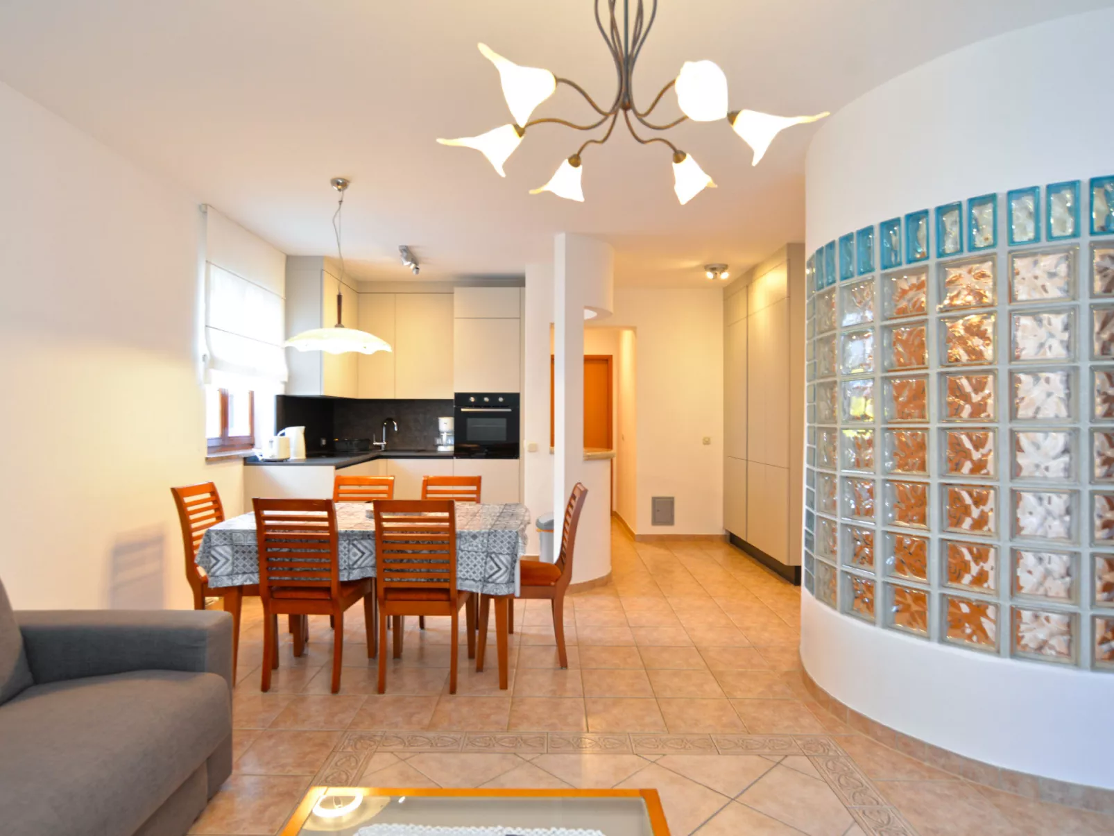 Apartment 1299 - Dedans