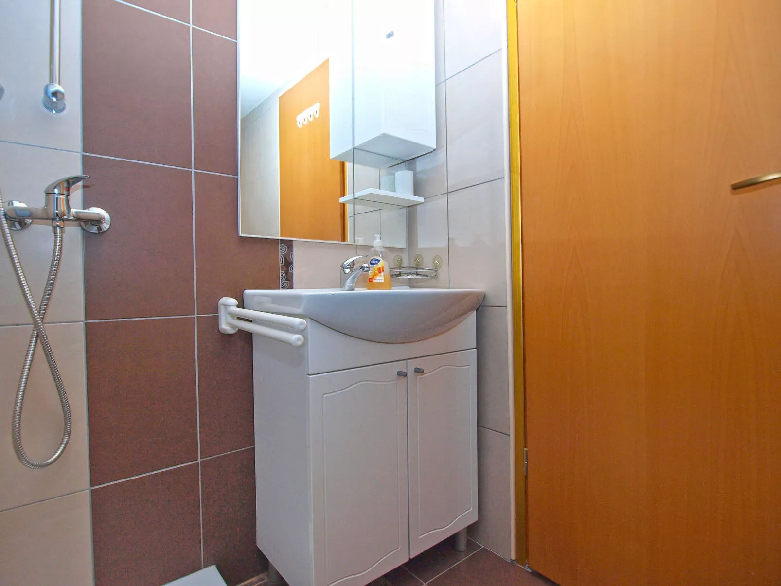 Apartment 1299 - Dedans