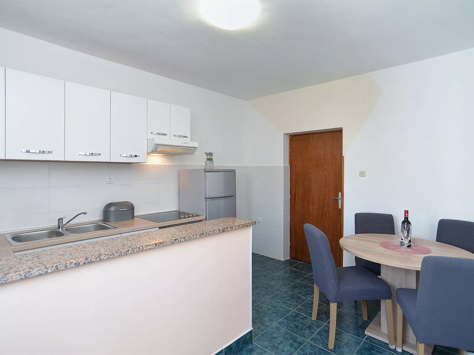 Apartment 2074 - Dedans