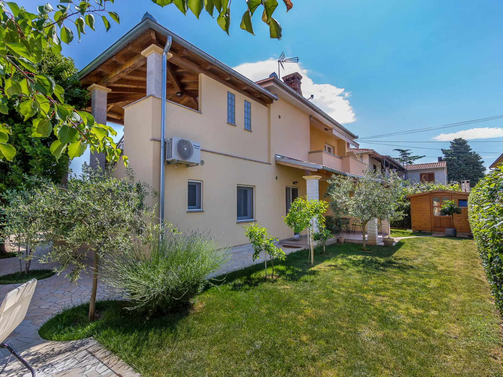 Villa Cera - Outside