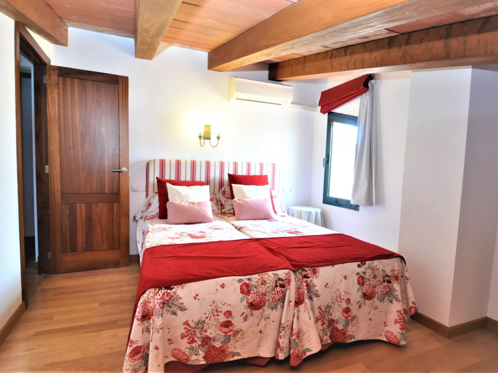 CAS BORRASSOS- Finca con piscina privada a 10 minutos de Palma.. BBQ. Wifi - Wi - Inside
