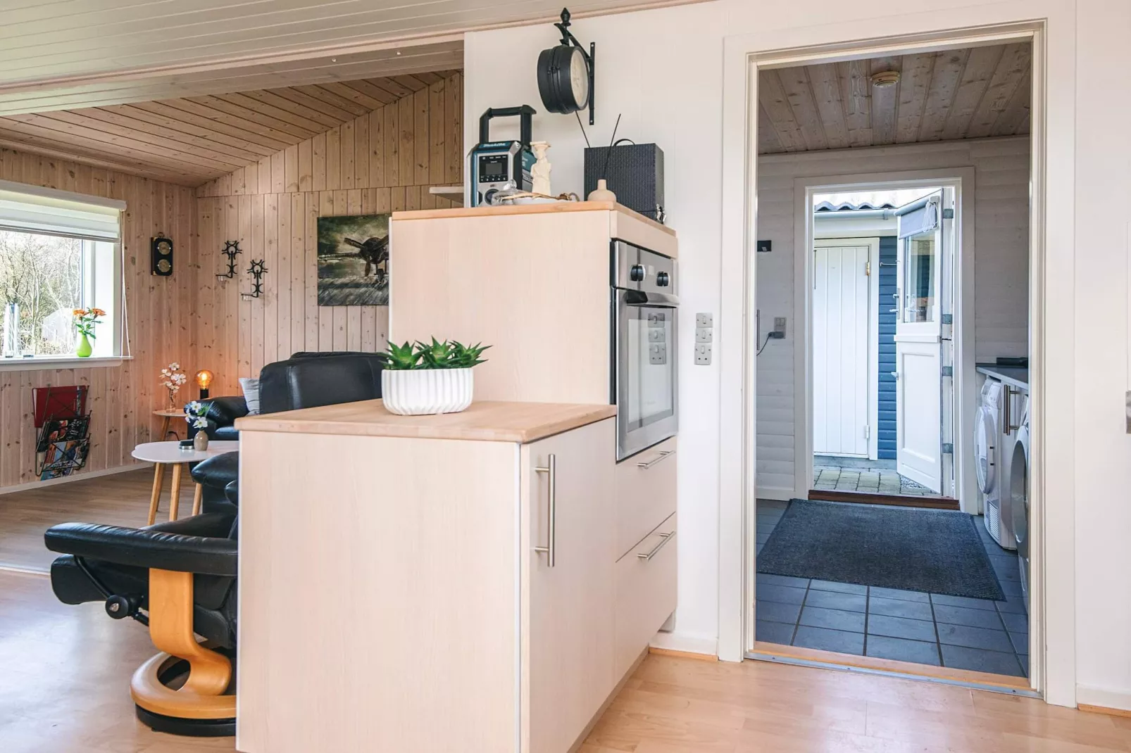 Home with Wood Stove & Annex - Indoor