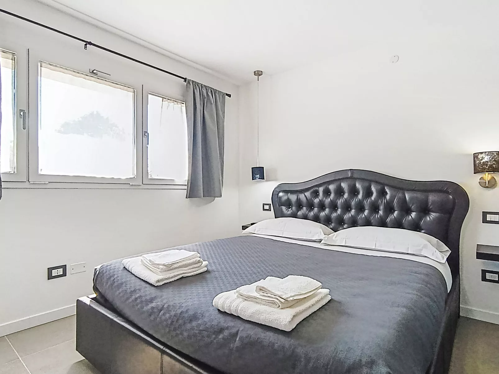 MB Guest House - Inside