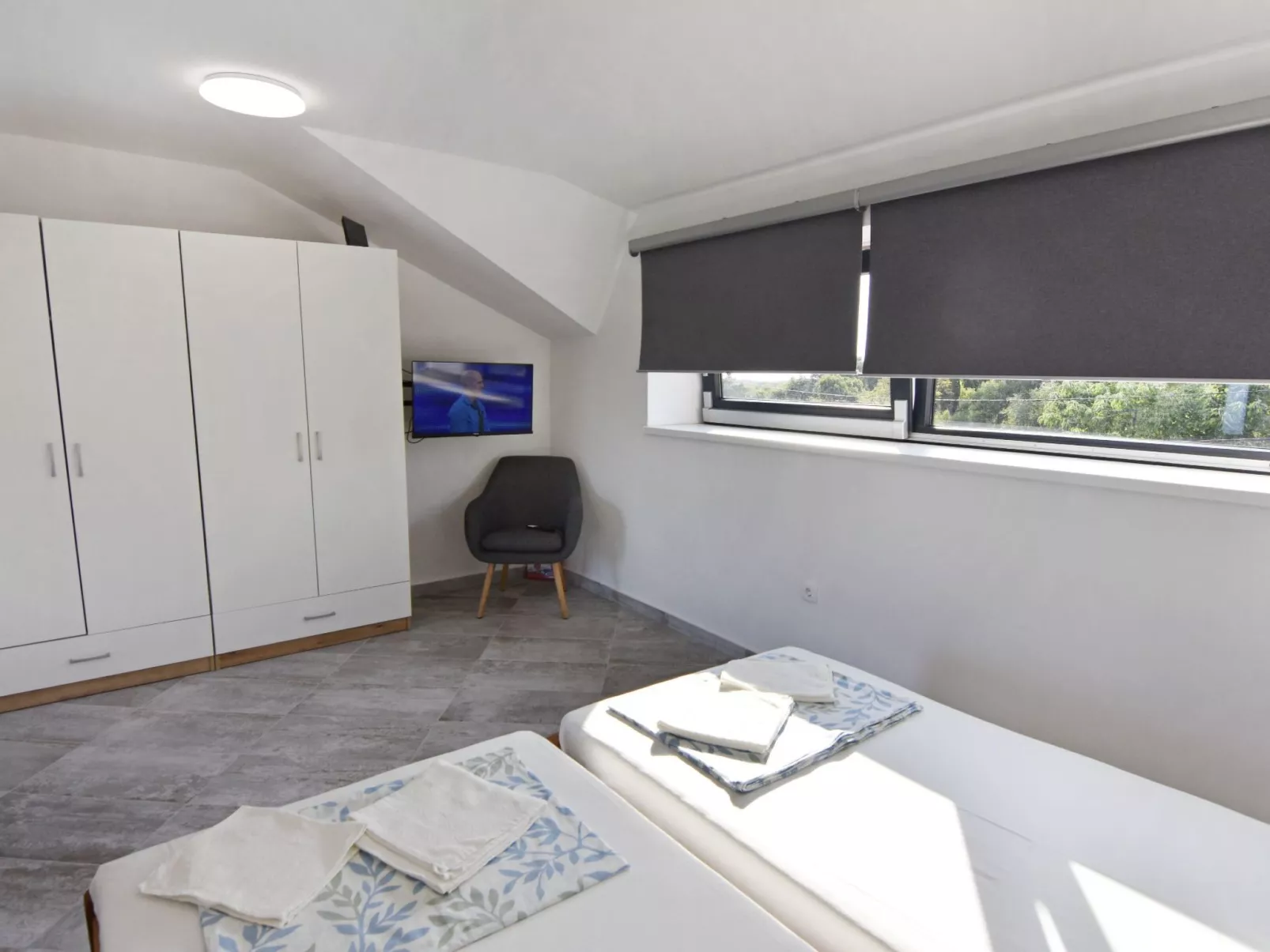 Studio Apartment Fenix 4 - Image-tags.info