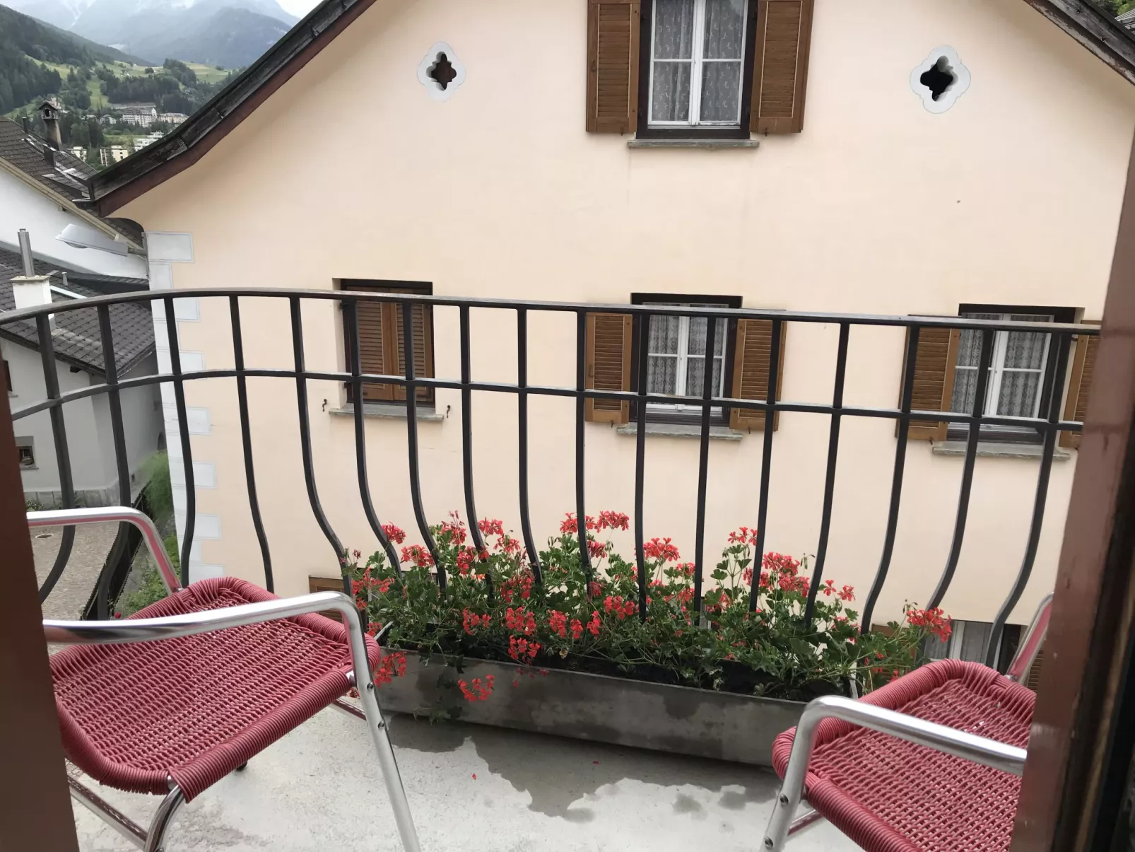 Ferienwohnungen Chasa Valär, (Scuol) - Outside