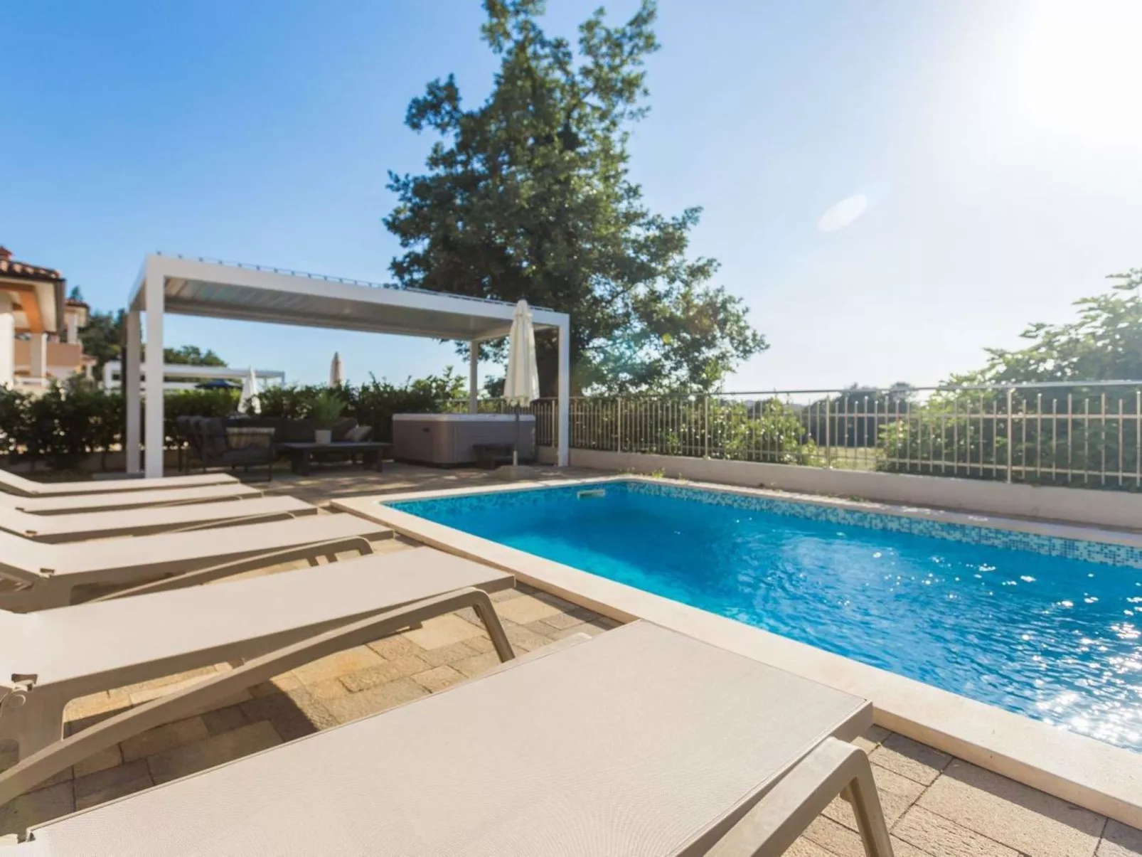 Villa Lotus 13D - Outside