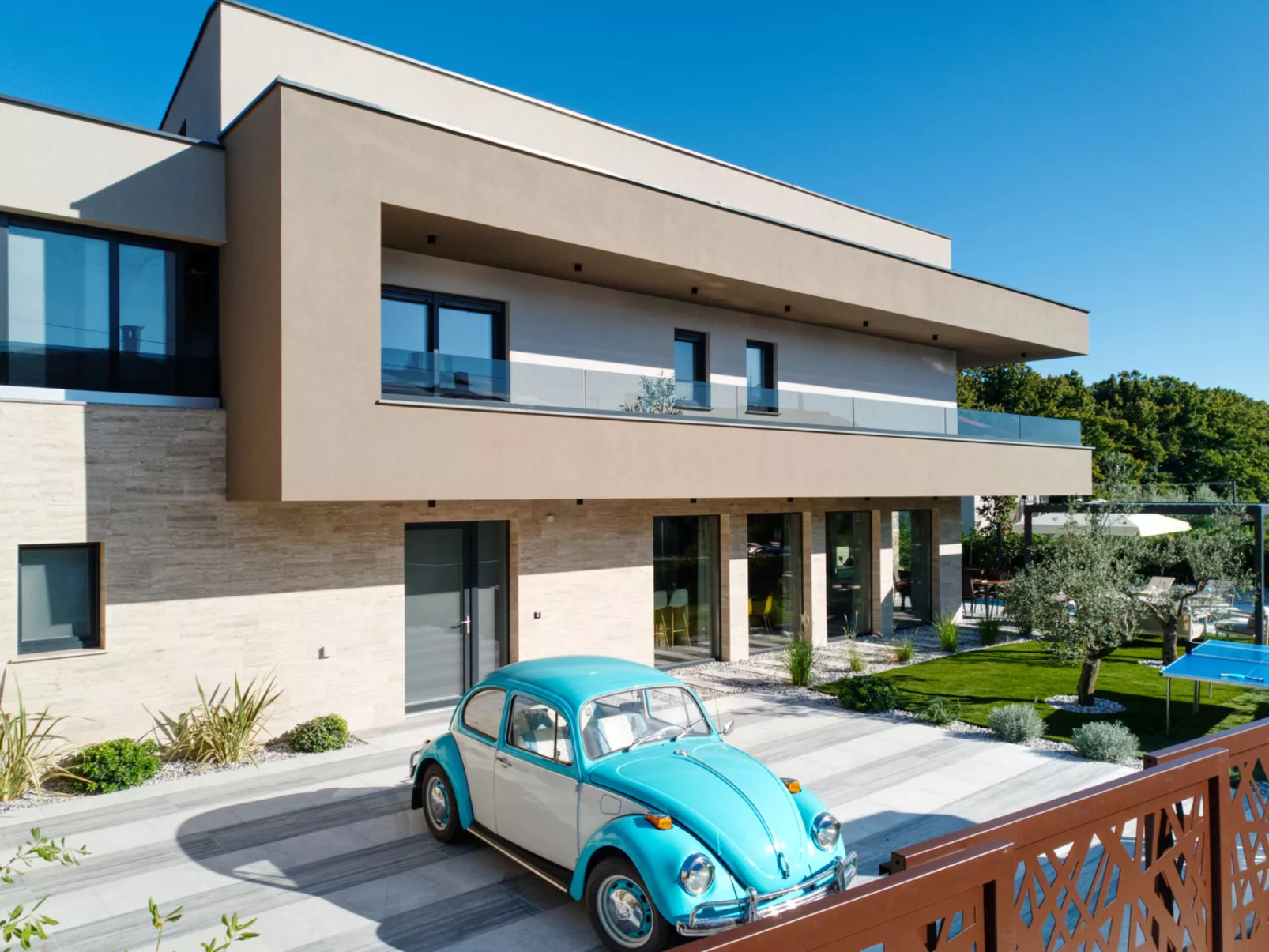 COMPLEX 2 VILLAS PIERON-BAVIGO - Draußen