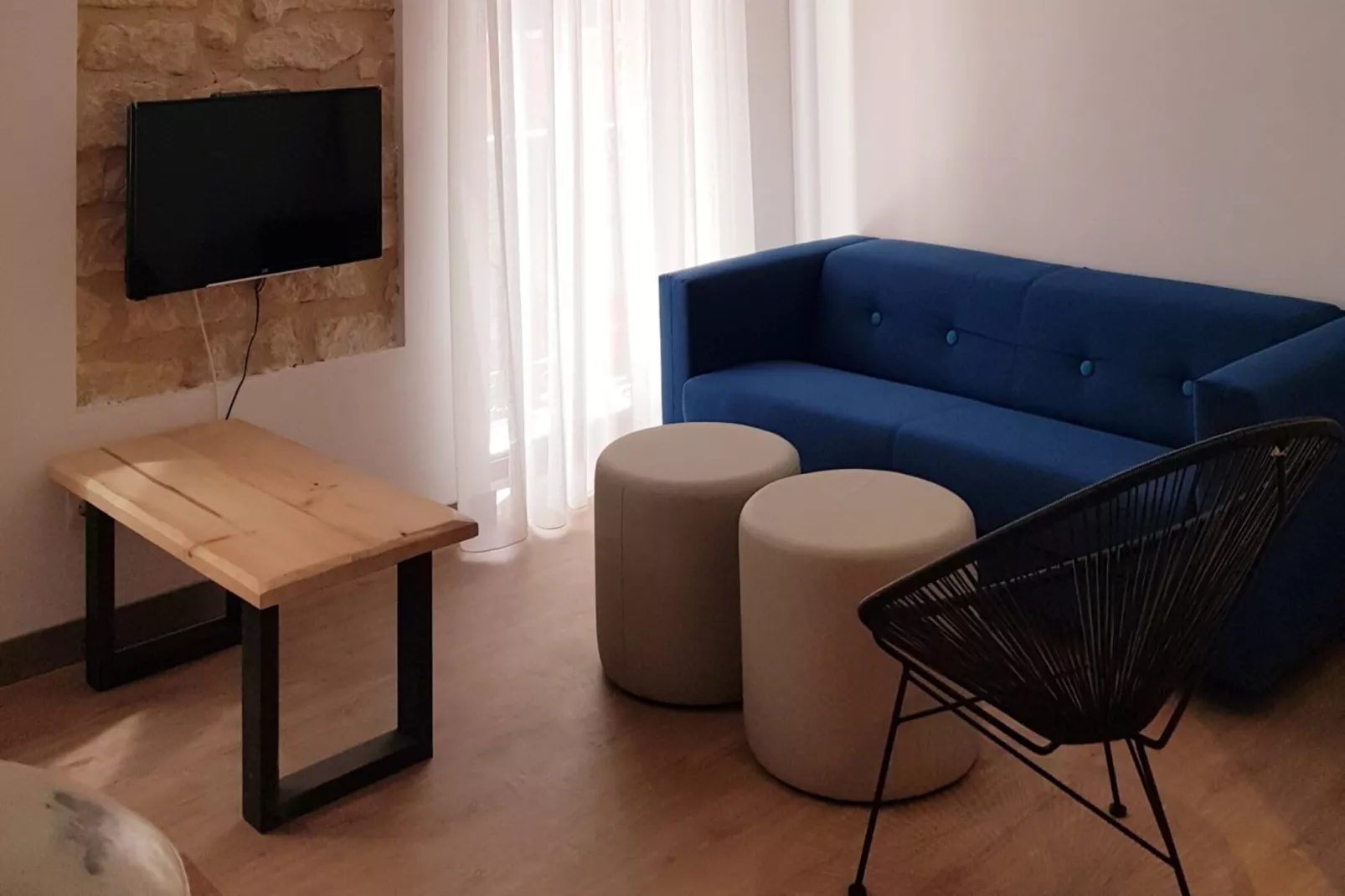 Apartamento Deluxe con Jacuzzy - Wohnzimmer