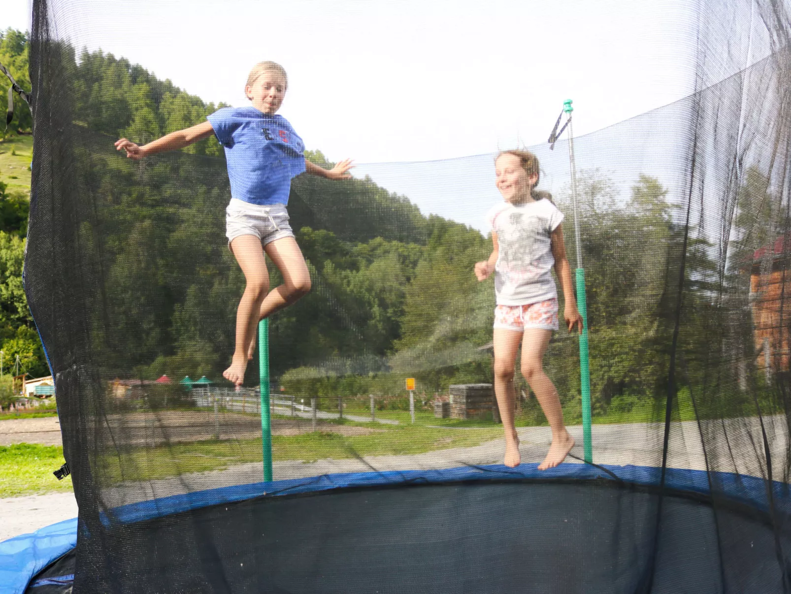 Ferienwohnungen Paclerahof, (Sta. Maria - Santa Maria Val Müstair). - Outside