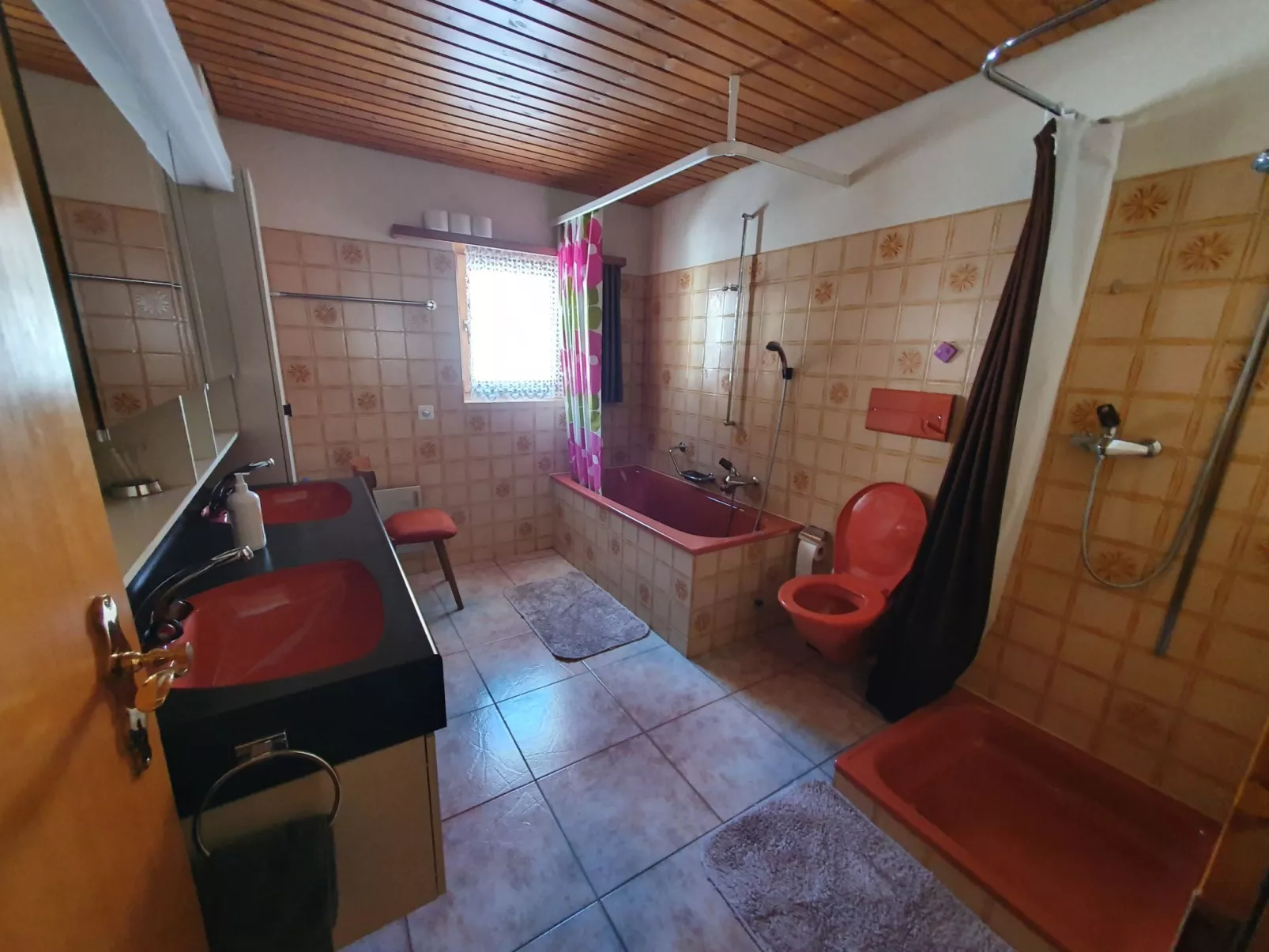 Plaun Grond, (Tschierv). - Drinnen