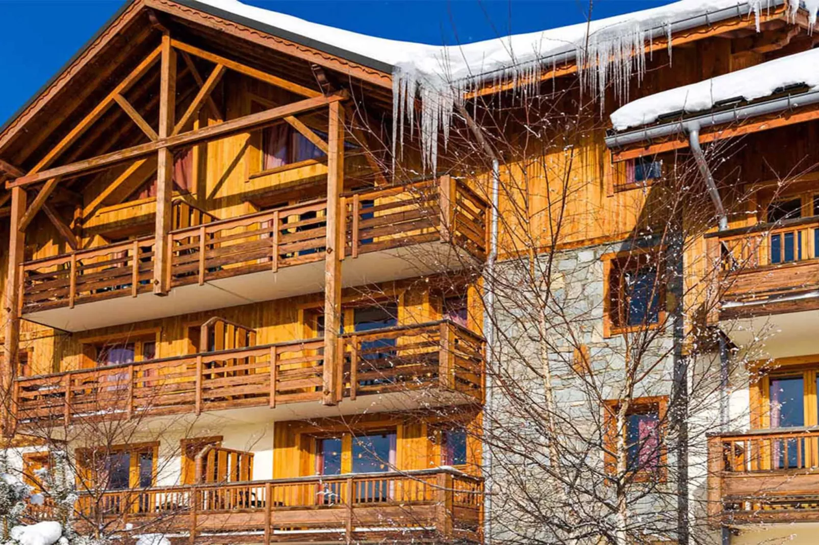 Résidence L'Ecrin des Sybelles 3-Room Cabin Duplex Apartment - 8 people OTA - Exterior in winter