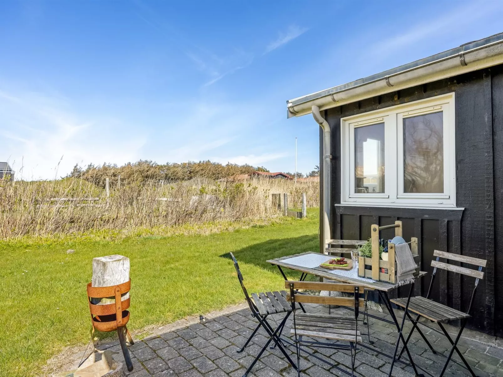 "Niela" - 300m from the sea - Outside