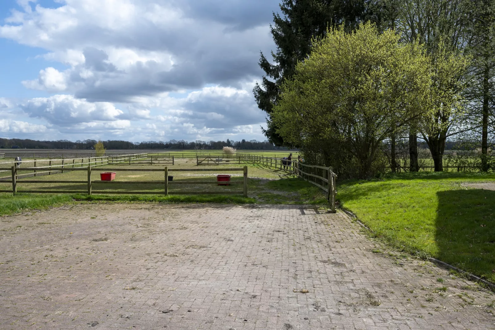 De Kibbelhoeve - View in summer