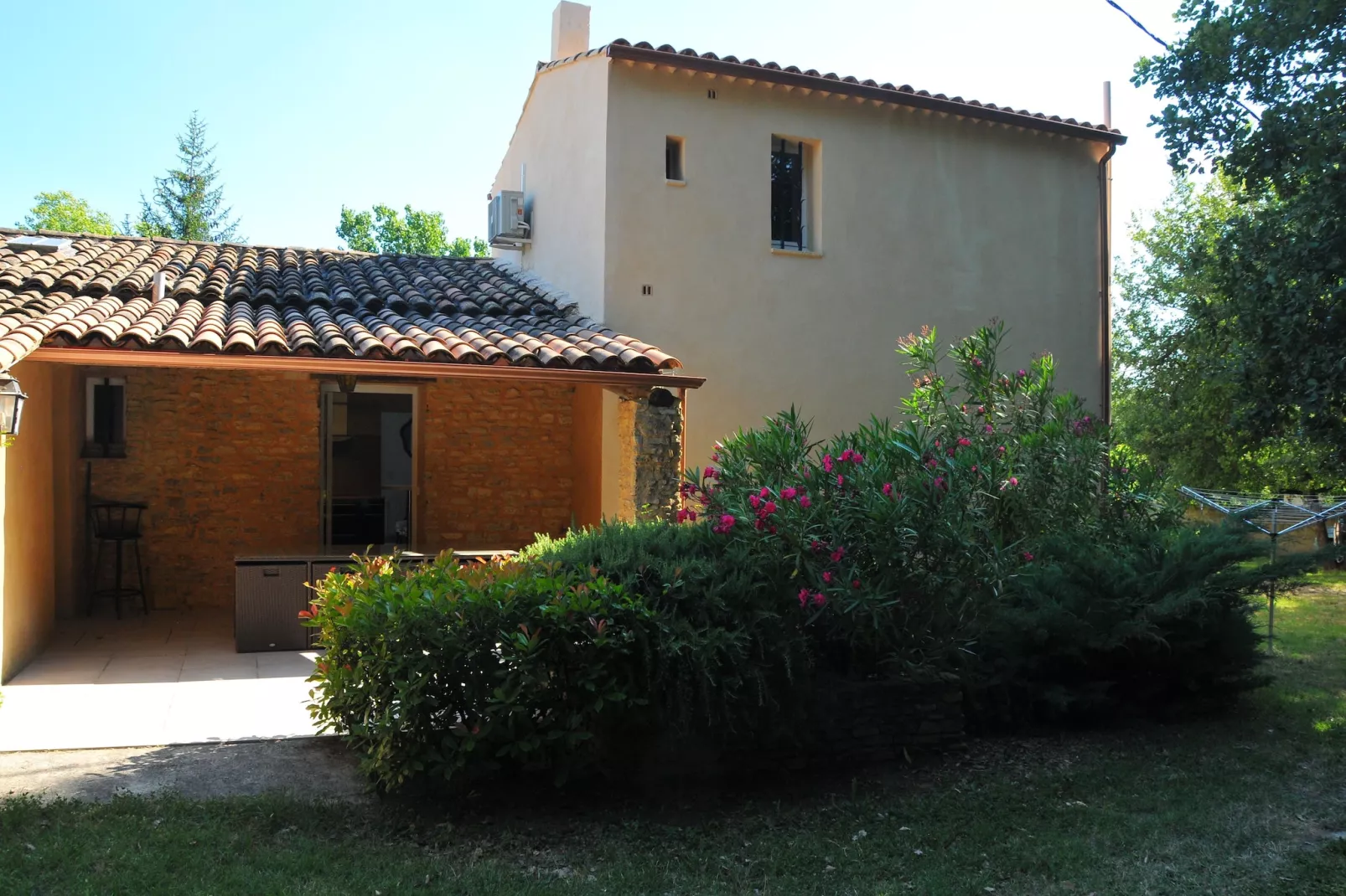 Ferienhaus in Puyméras / Villa Julia - Im Freien