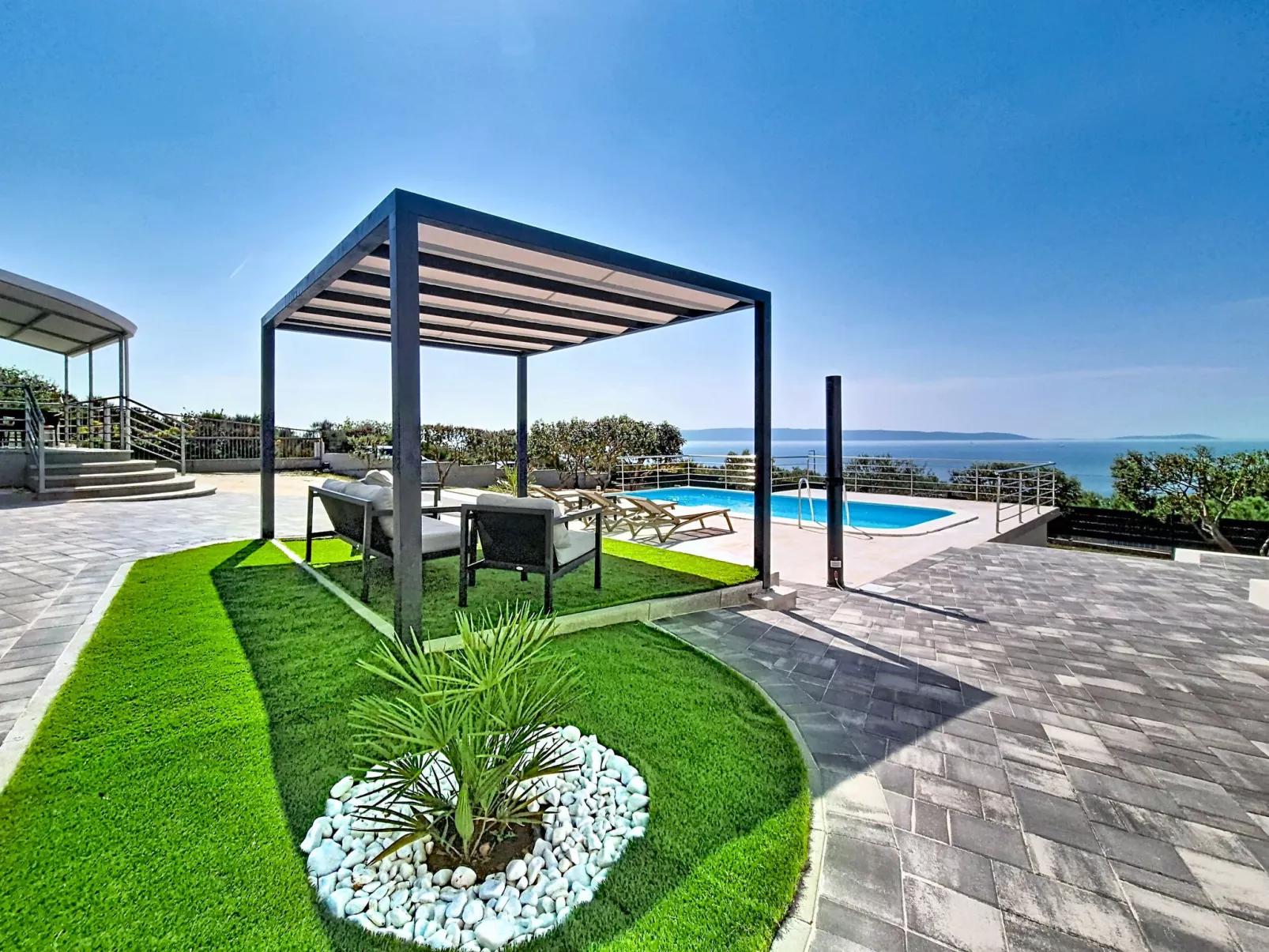 Ria with heated pool - Outside