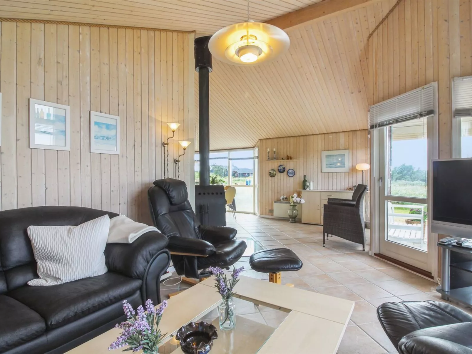 "Zuhra" - 250m from the sea - Drinnen