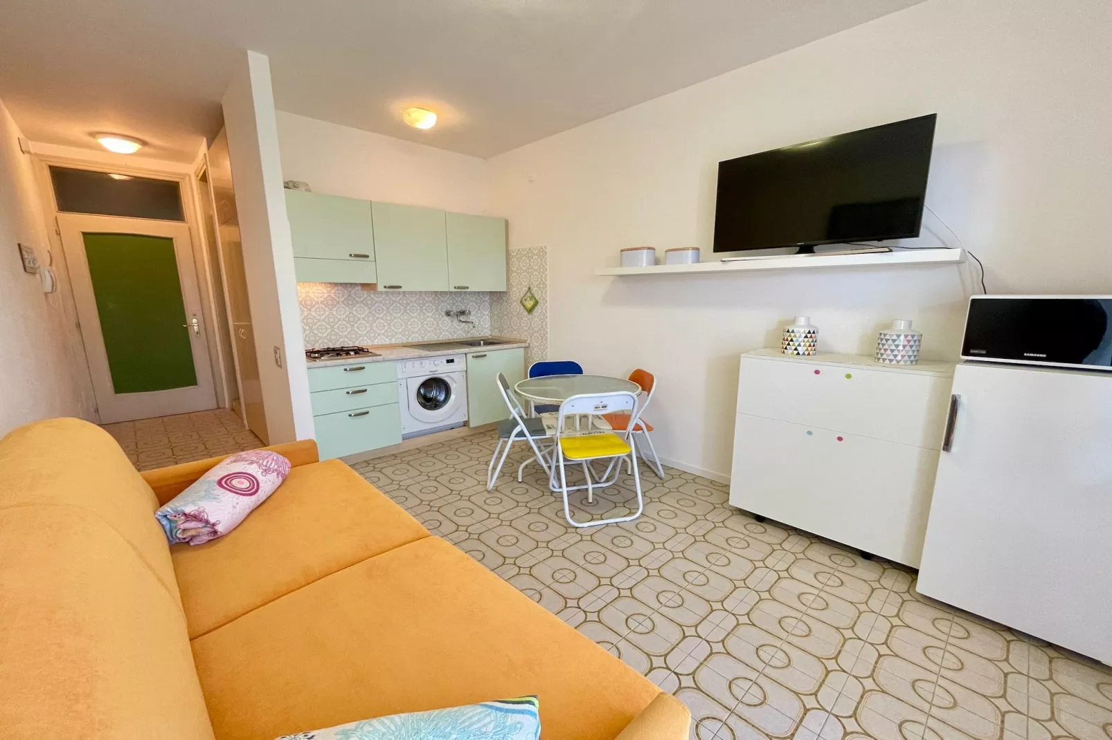 Portesin A13 - Esszimmer