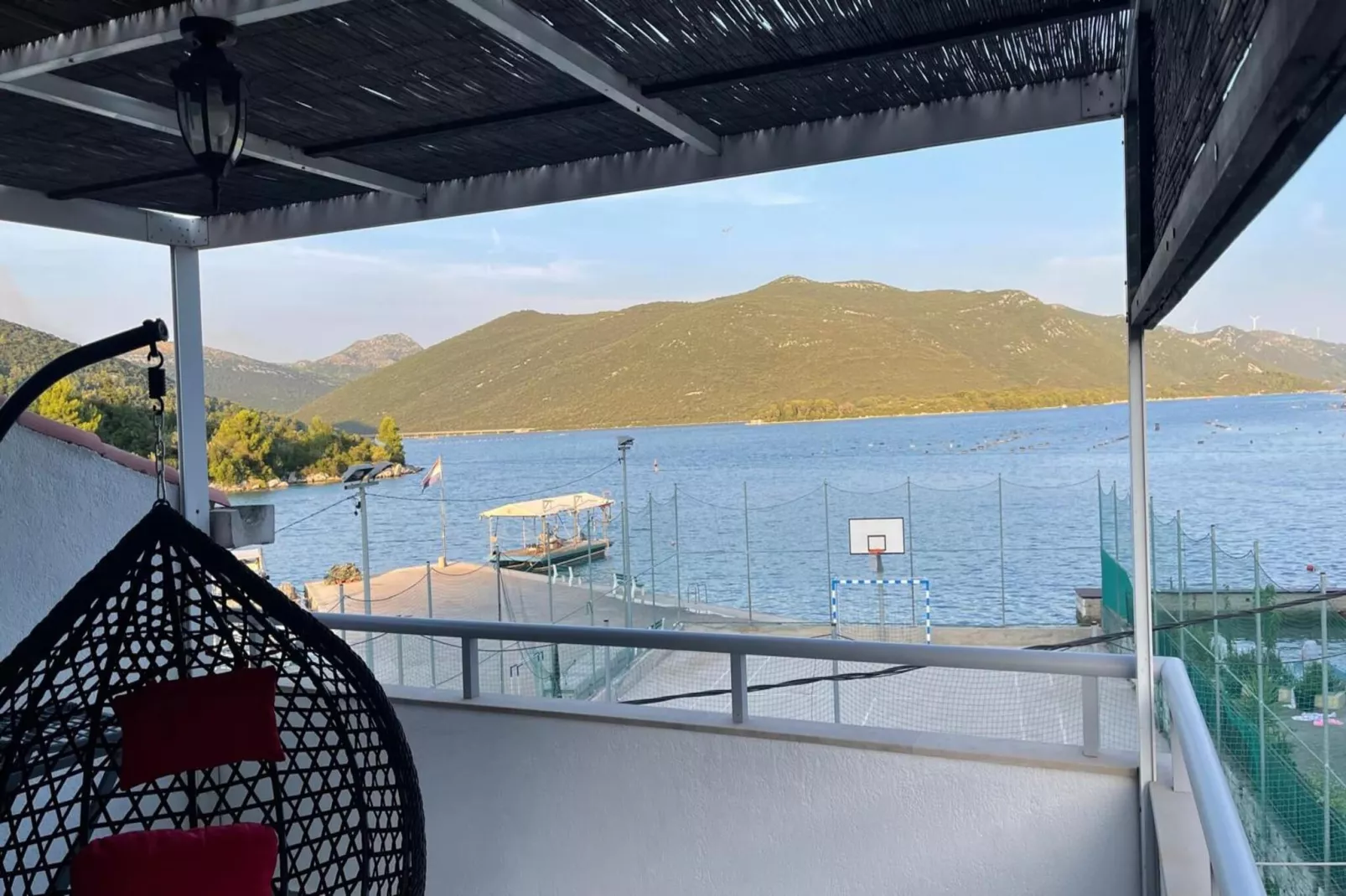 Holiday Home Milutinovic - Four Bedroom  Holiday Home with Sea View - Im Freien