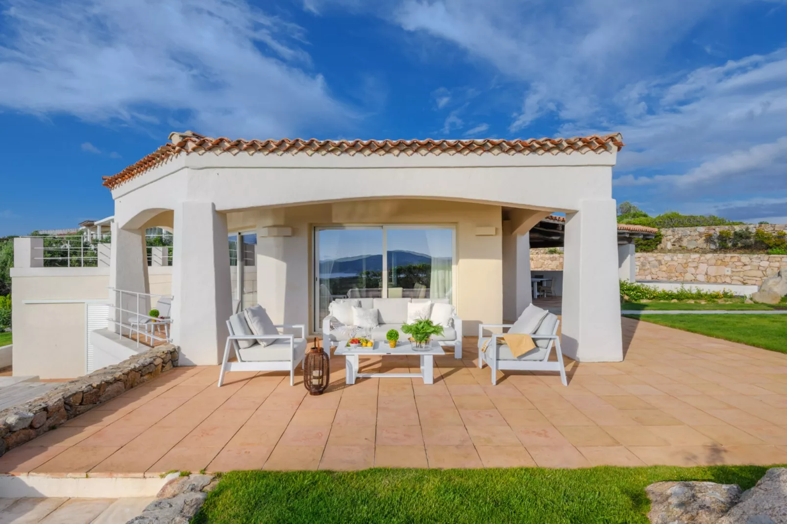 Villa Smeralda Porto Cervo - Exterior in summer