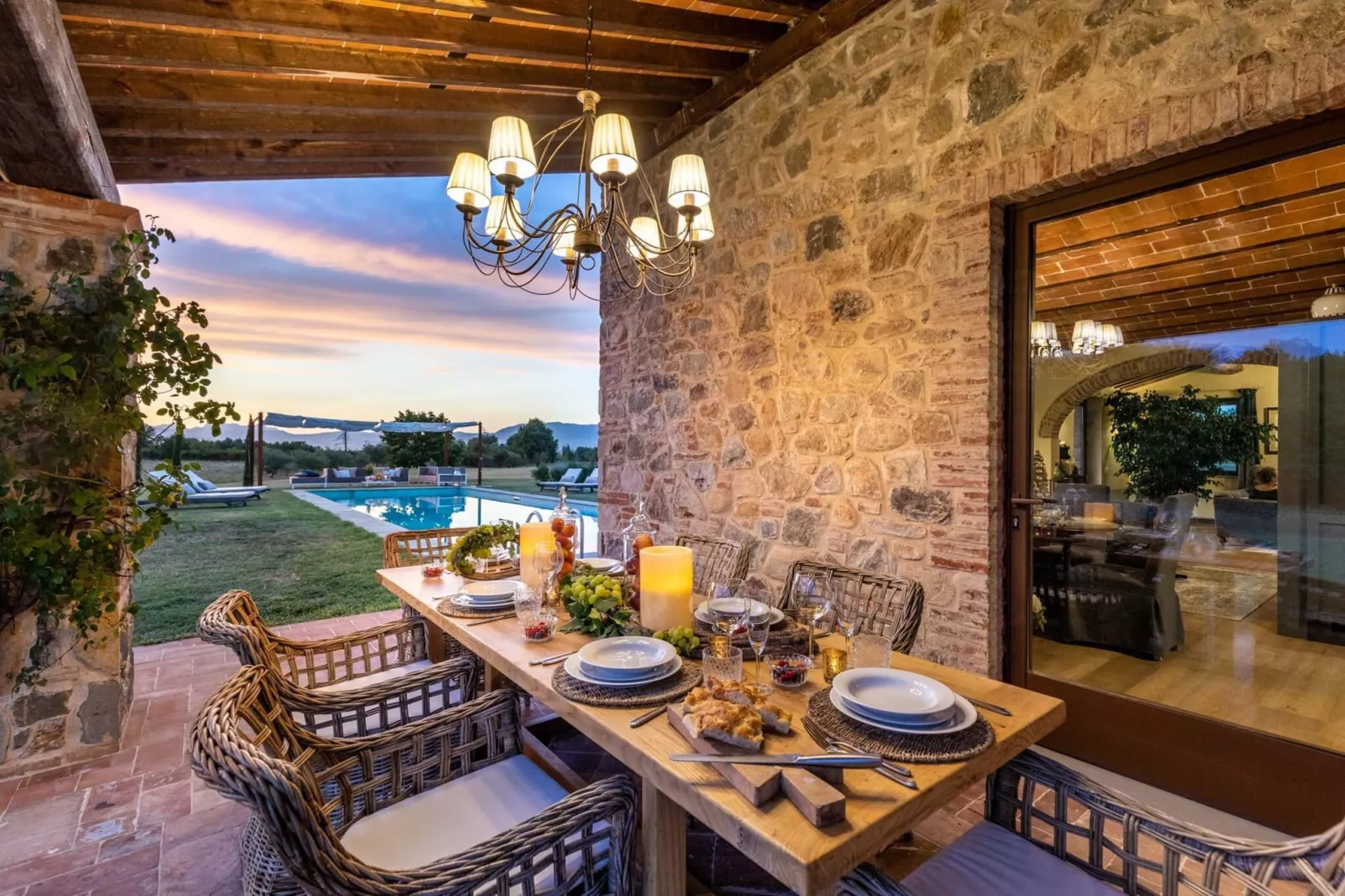 Il Conte Farmhouse Retreat - Terrace balcony