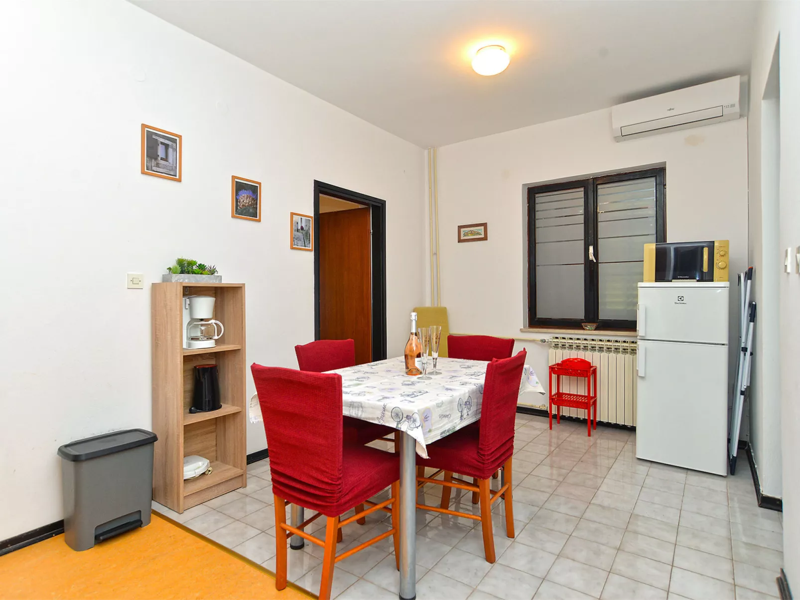 Apartment 442 - Drinnen