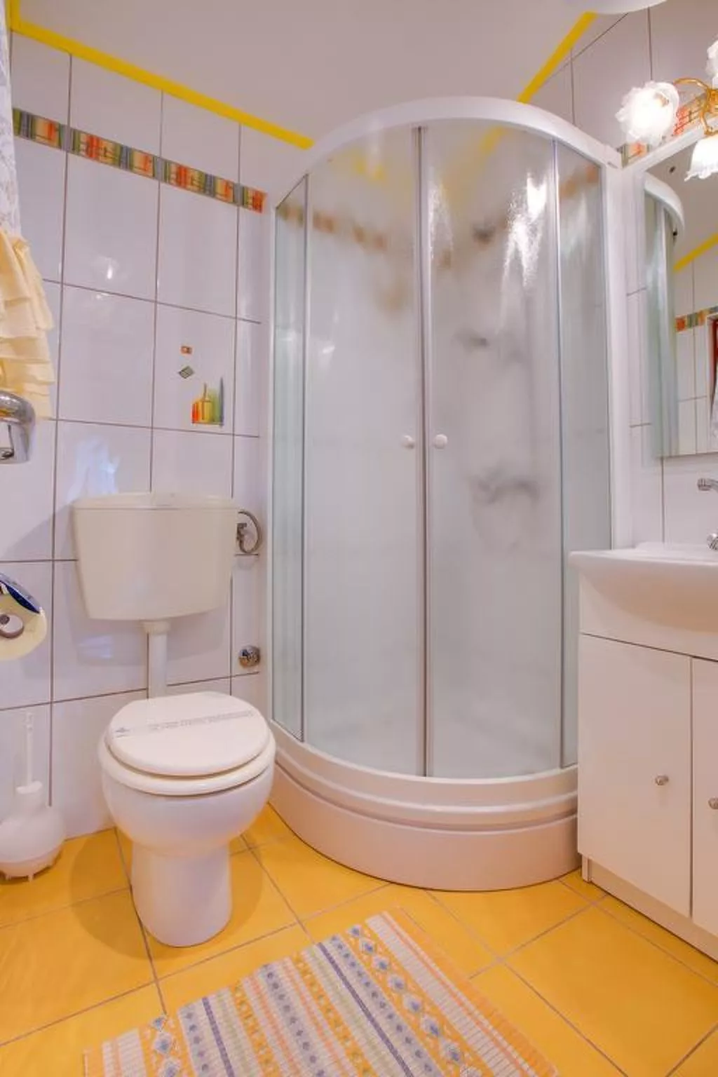 Apartment 1682 - Inside