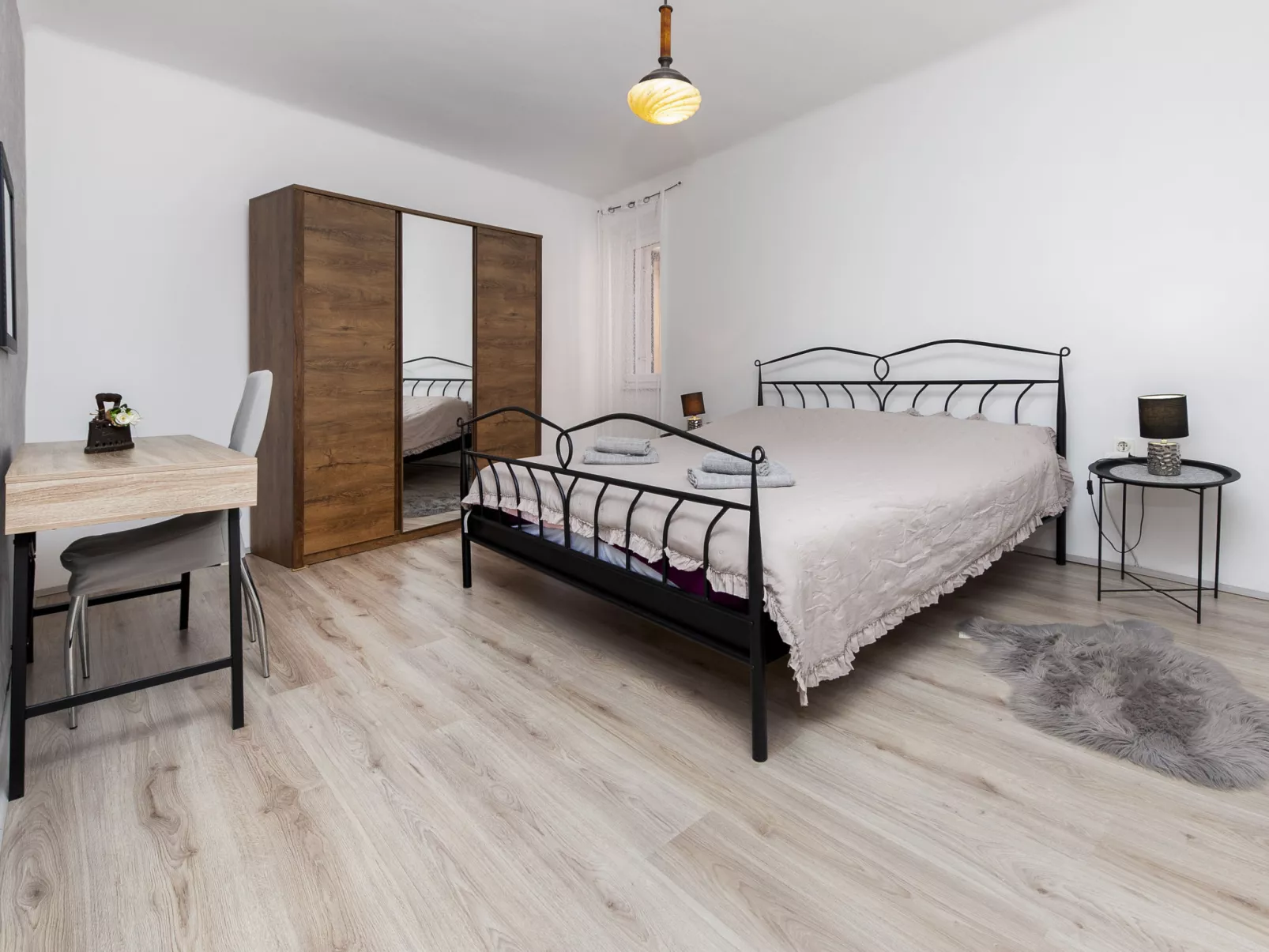 Apartment 1900 - Inside