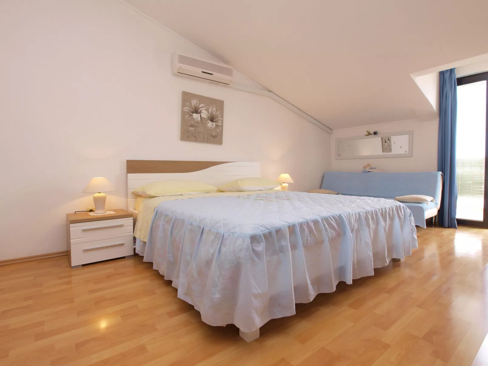 Apartment 1048 - Inside