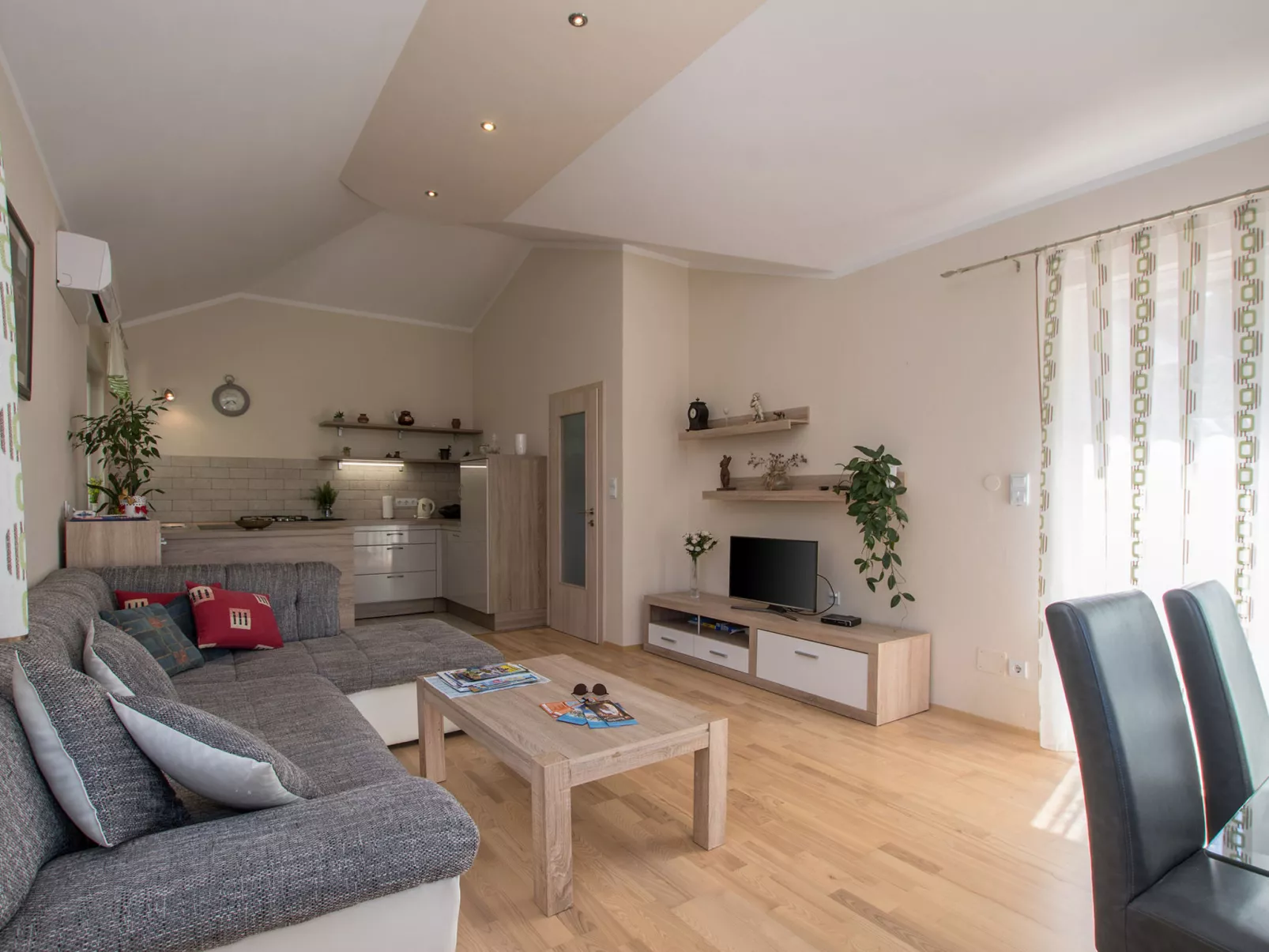House 1276 - Drinnen
