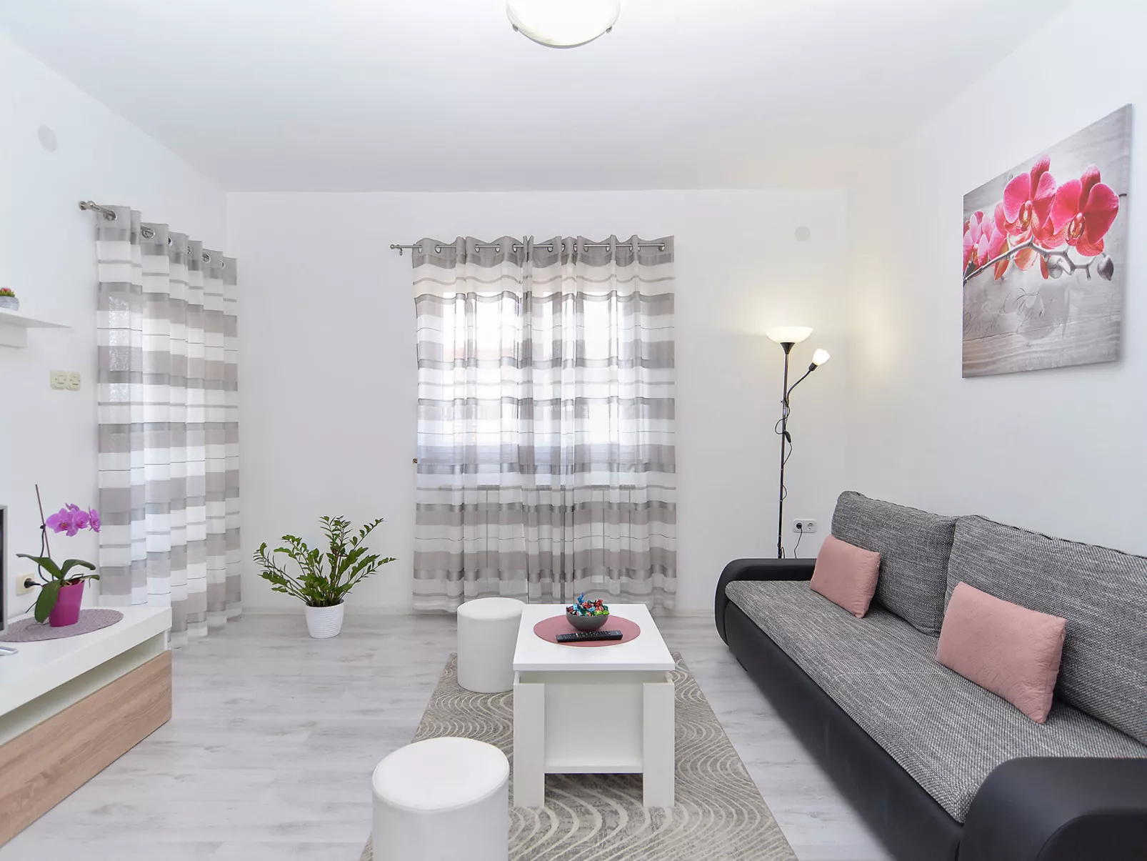 Apartment 2074 - Dedans