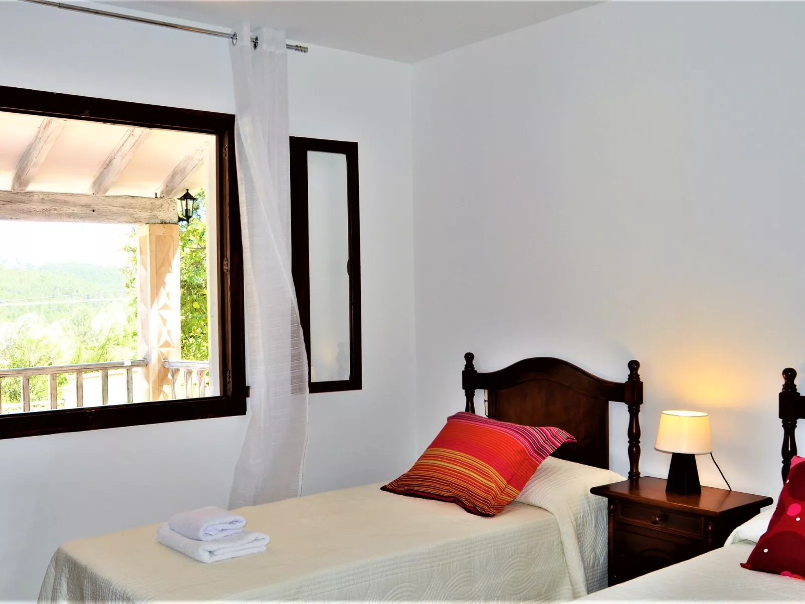 Villa con piscina privada, wifi, aire acondicionado y vistas a montaña ideal pa - Drinnen