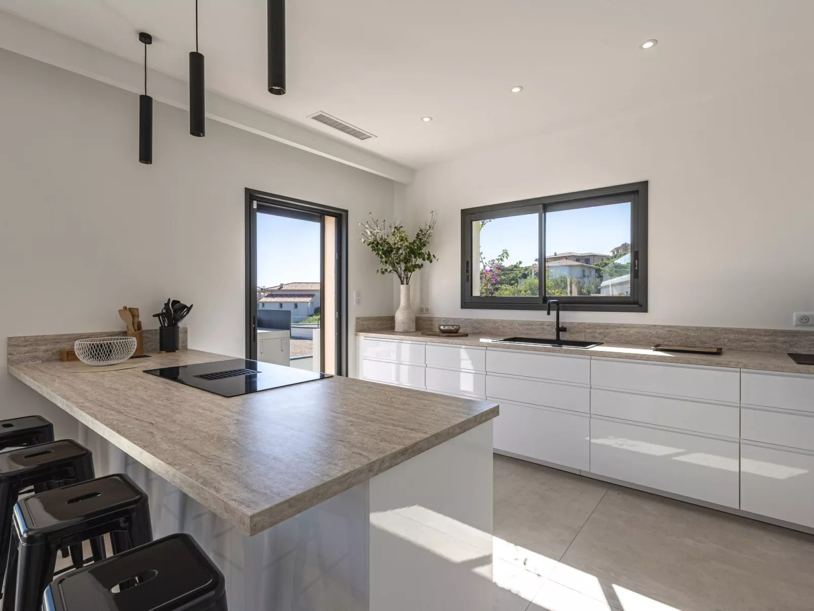 Casa Minà - Inside