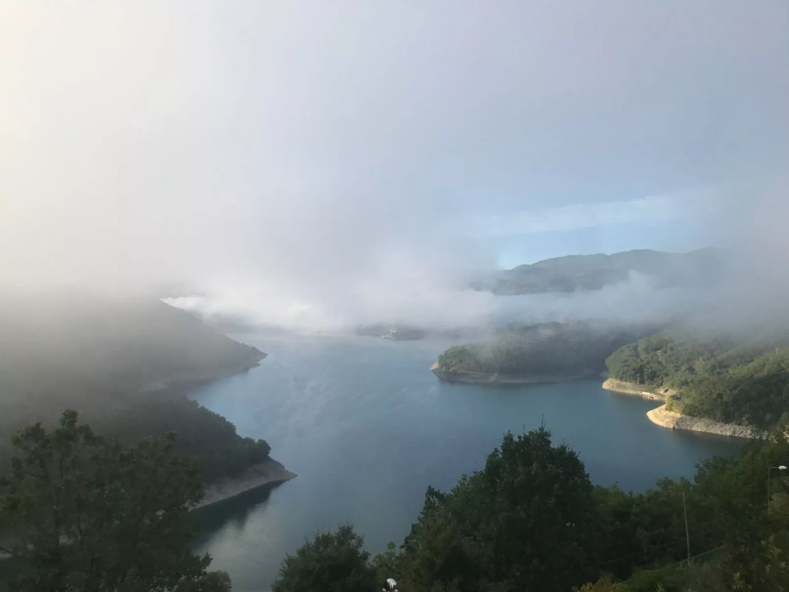 Am Turanosee - Draußen