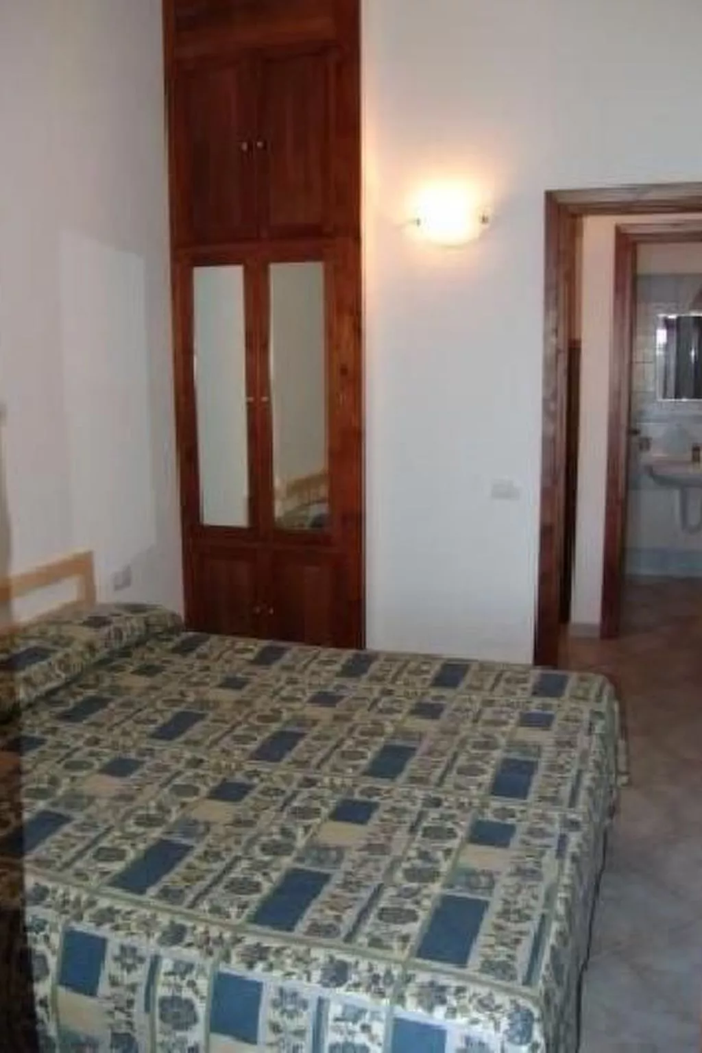 In Villaputzu mit Grill und Terrasse - Inside