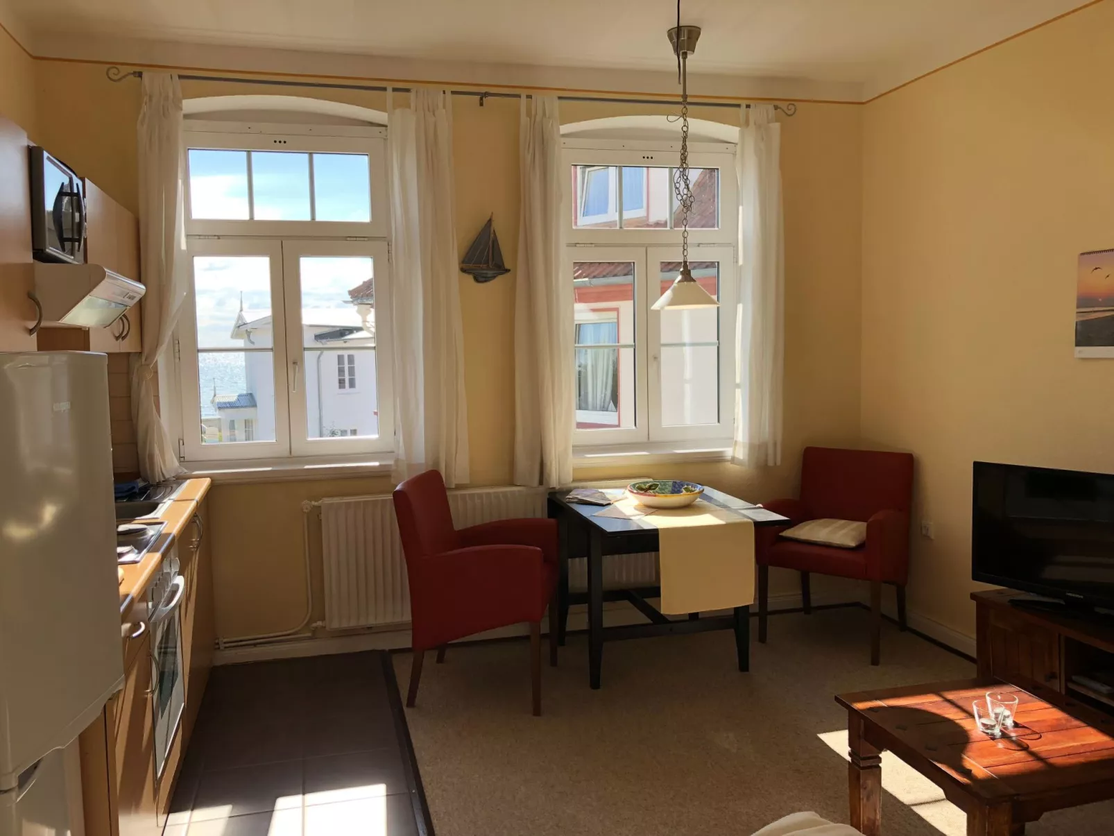 Freundlich eingerichtete Wohnung mit Meerblick - Inside