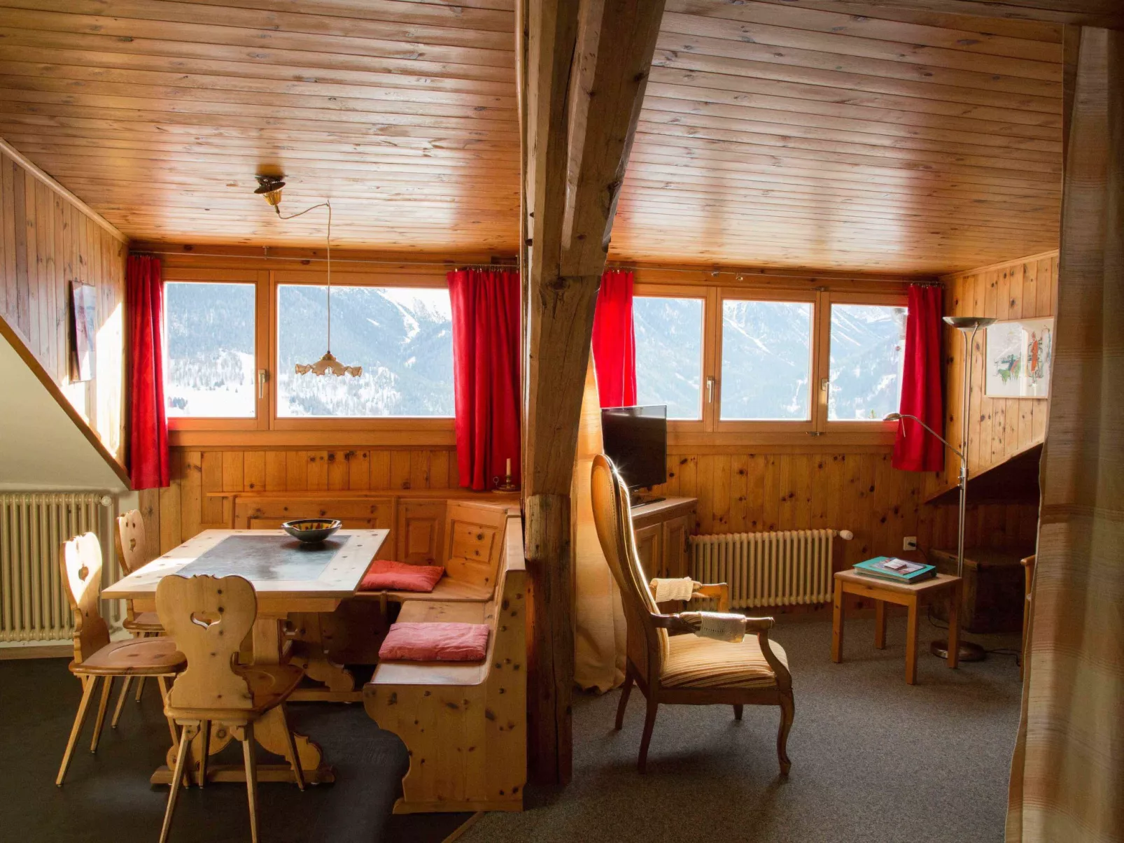 Vichava 8, Süd, (Ftan). - Inside