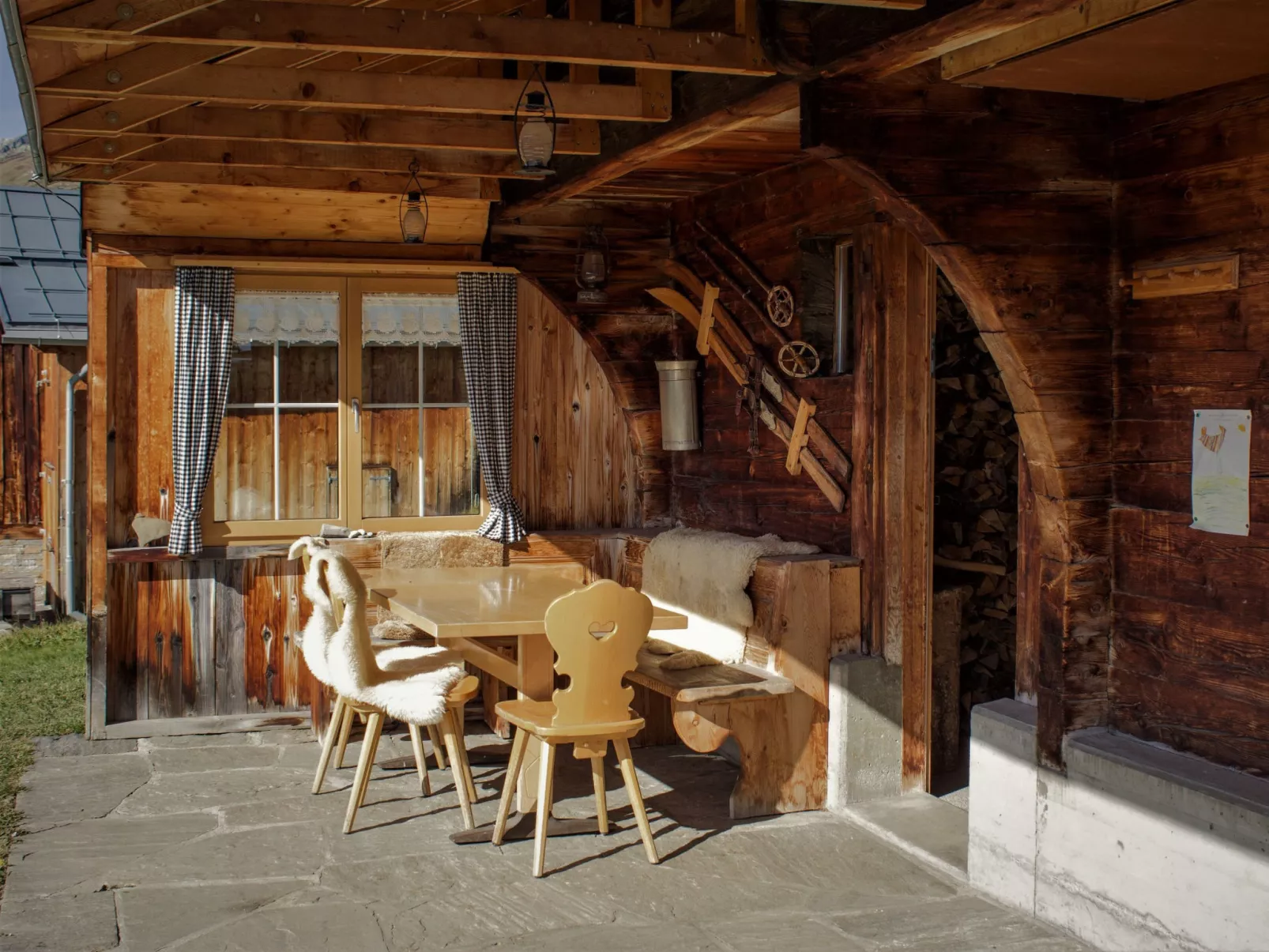 Maiensäss La Casa Cathomen, Brigels, (Breil/Brigels). - Draußen
