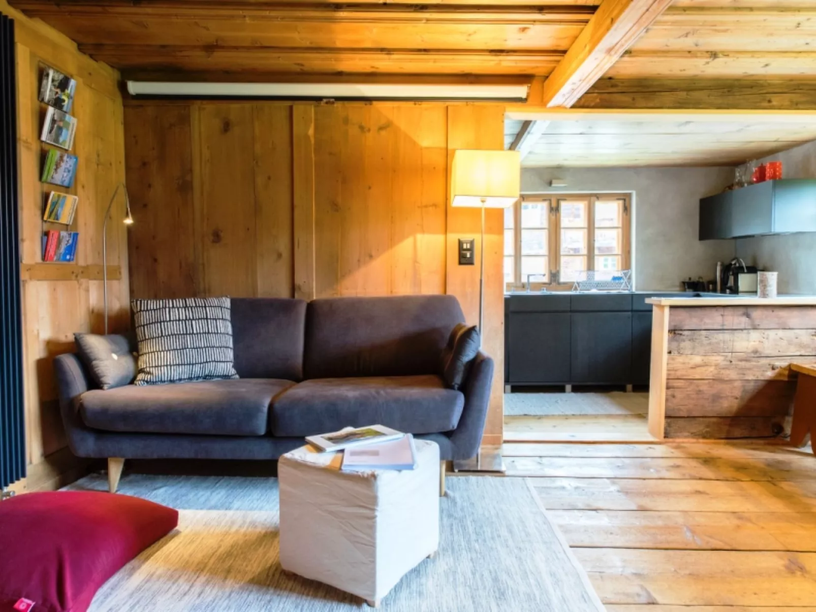 Tgèsa Surrein Giassa10, (Sedrun/Surrein). - Dedans