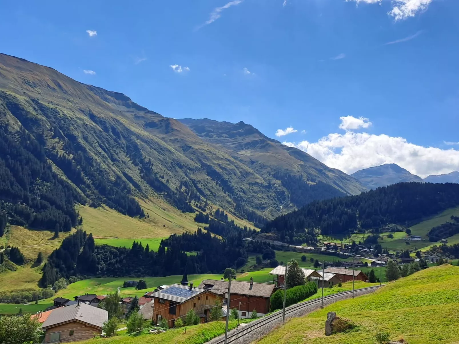 Biala Casa Pintga Streiff, (Rueras). - Draußen