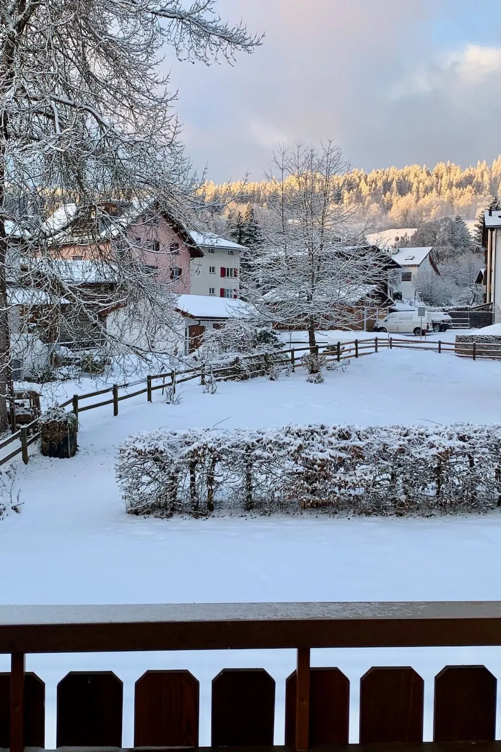 Arcula, (Flims Dorf). Grosszügige 3.5 Zimmerwohnung, 105 m2, ruhig & zentral ge - Outside
